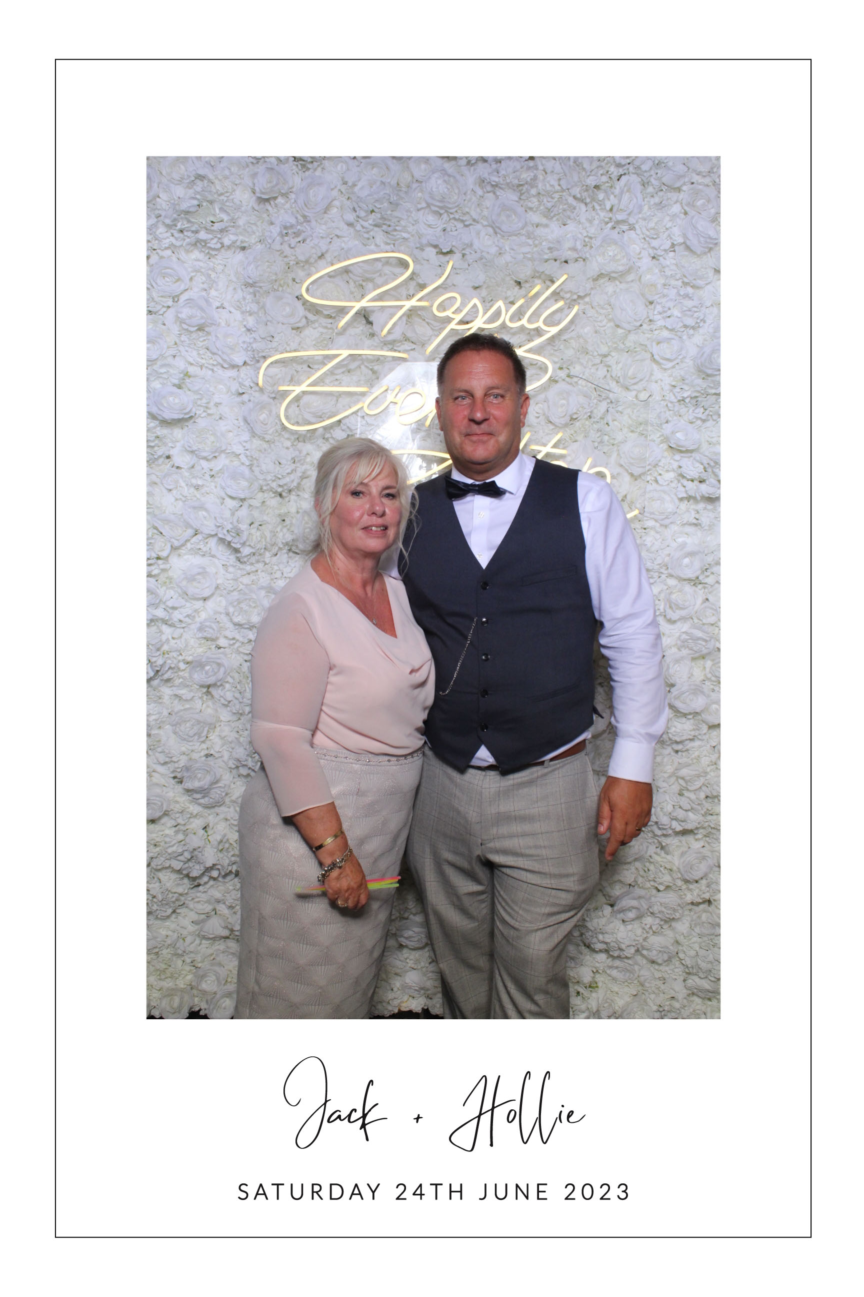 Jack & Hollie | View more photos from the event at images.mobile-photo-booth.com/u/MobilePhotoBoothUK/Jack-Hollie