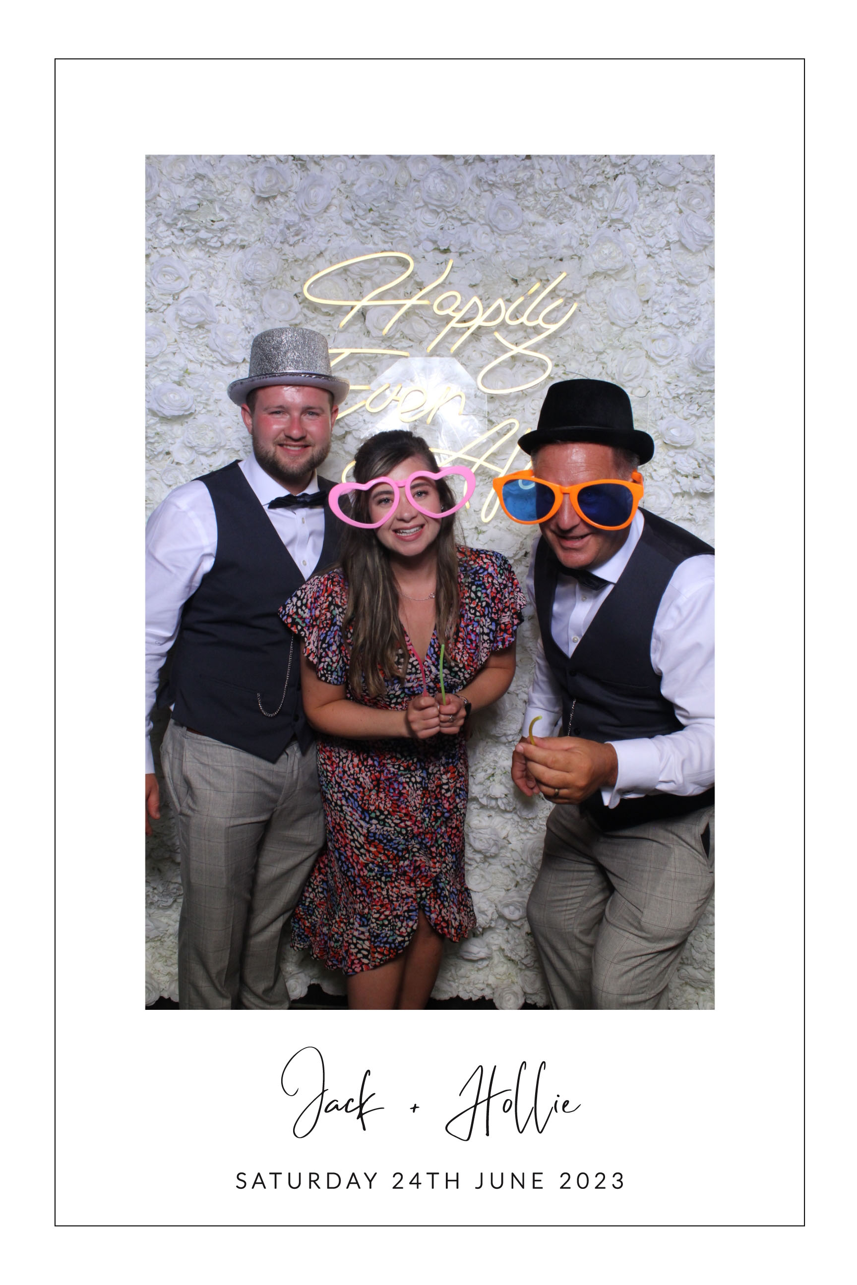 Jack & Hollie | View more photos from the event at images.mobile-photo-booth.com/u/MobilePhotoBoothUK/Jack-Hollie