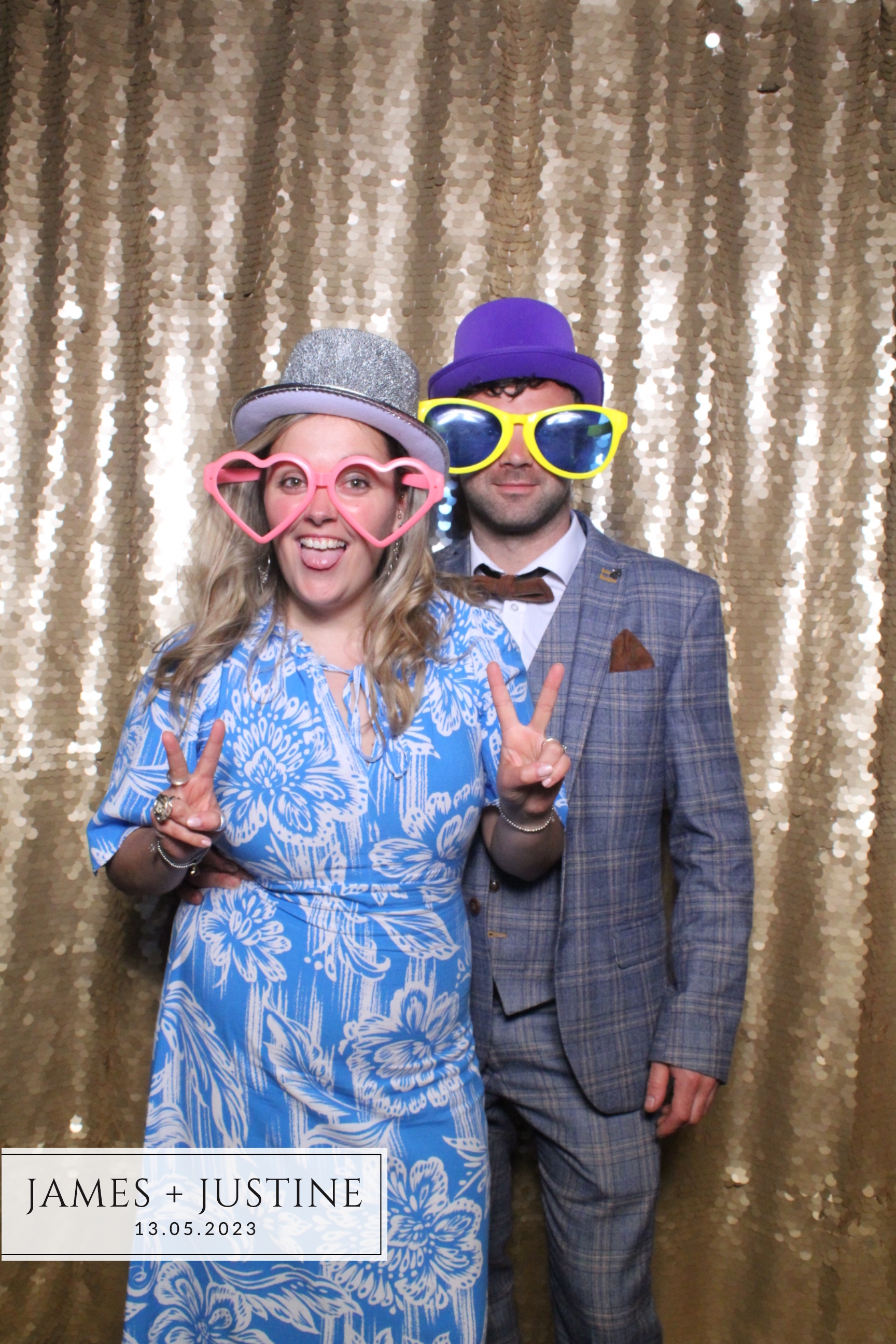 James & Justine | View more photos from the event at images.mobile-photo-booth.com/u/MobilePhotoBoothUK/James-Justine