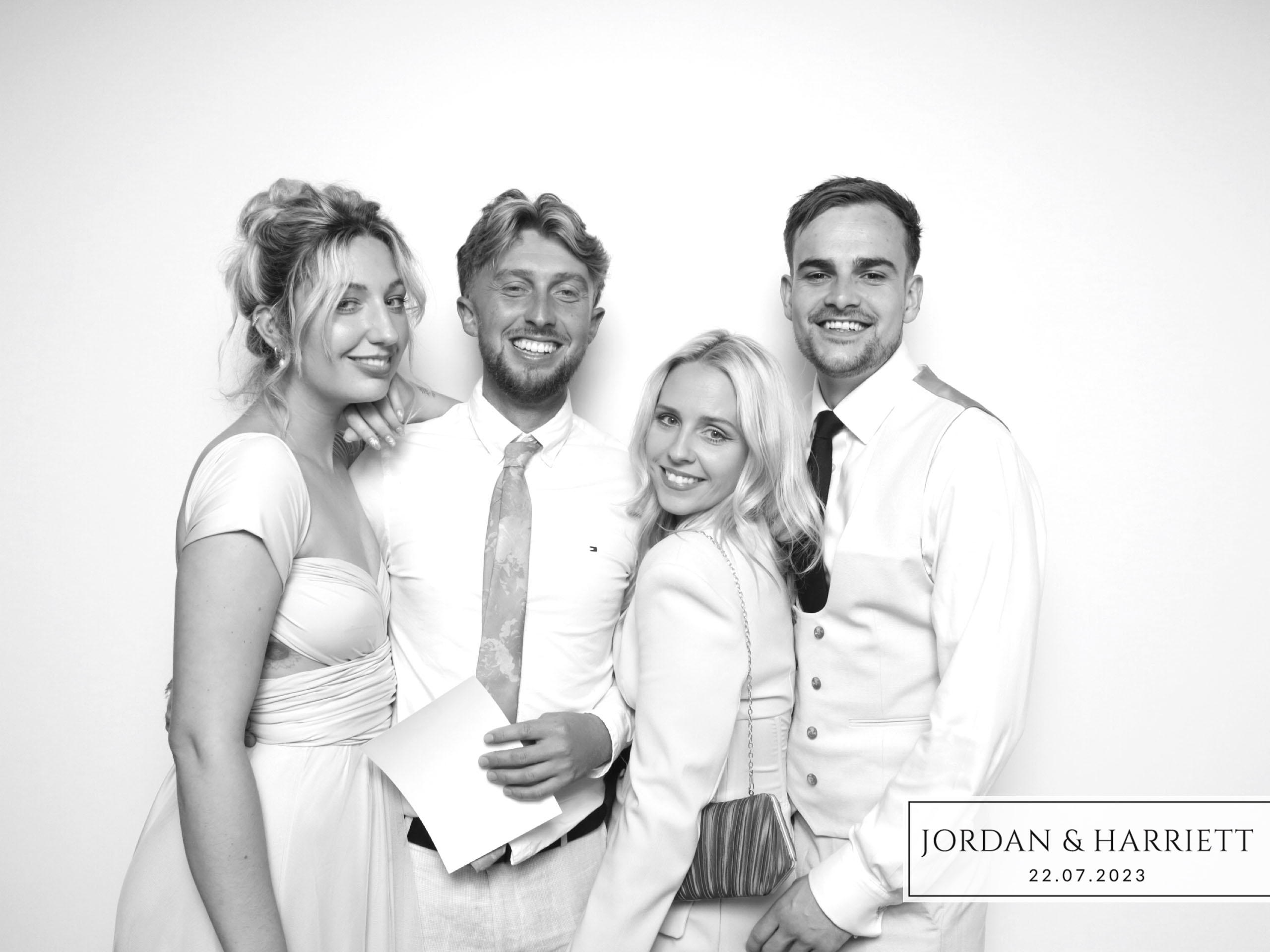 Jordan & Harriett | View more photos from the event at images.mobile-photo-booth.com/u/MobilePhotoBoothUK/Jordan-Harriett