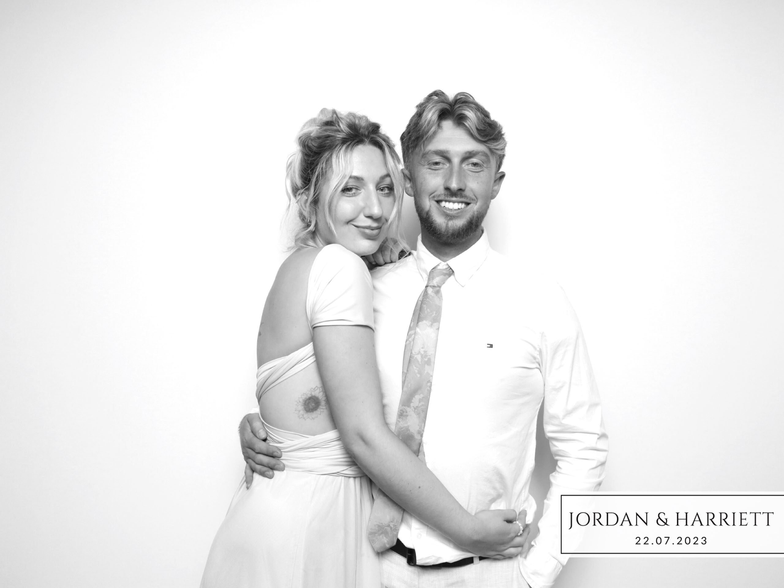 Jordan & Harriett | View more photos from the event at images.mobile-photo-booth.com/u/MobilePhotoBoothUK/Jordan-Harriett