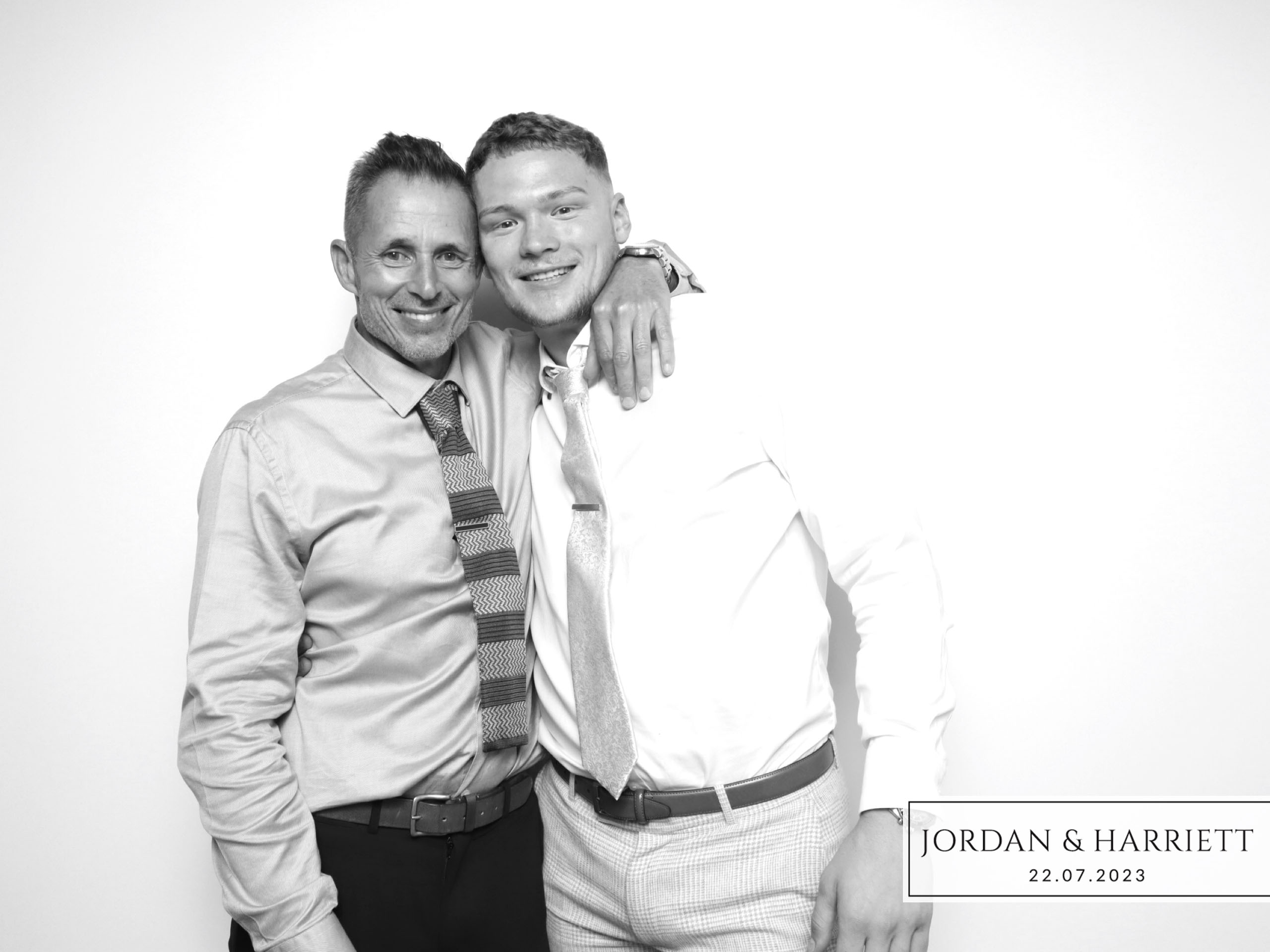 Jordan & Harriett | View more photos from the event at images.mobile-photo-booth.com/u/MobilePhotoBoothUK/Jordan-Harriett