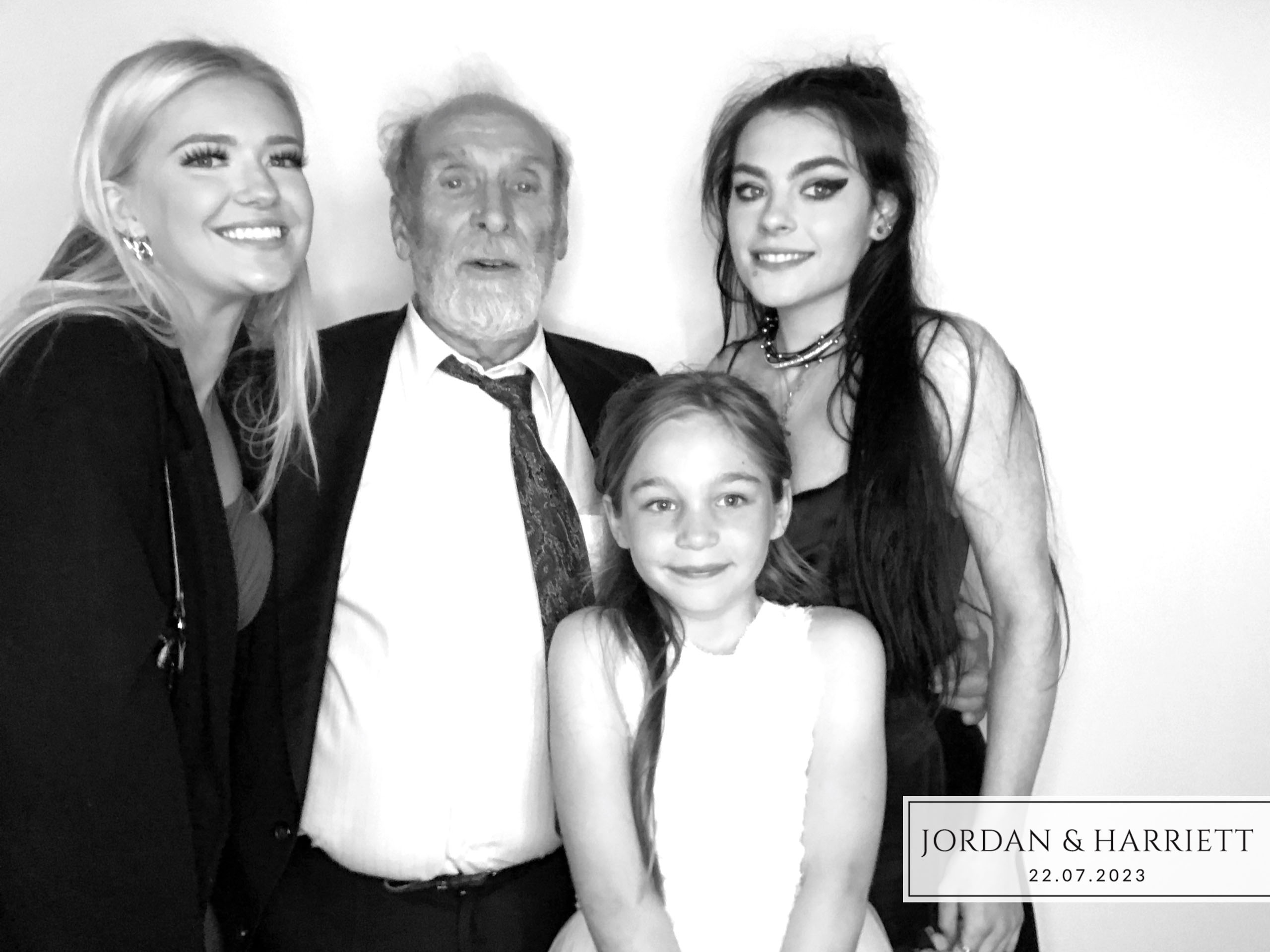 Jordan & Harriett | View more photos from the event at images.mobile-photo-booth.com/u/MobilePhotoBoothUK/Jordan-Harriett