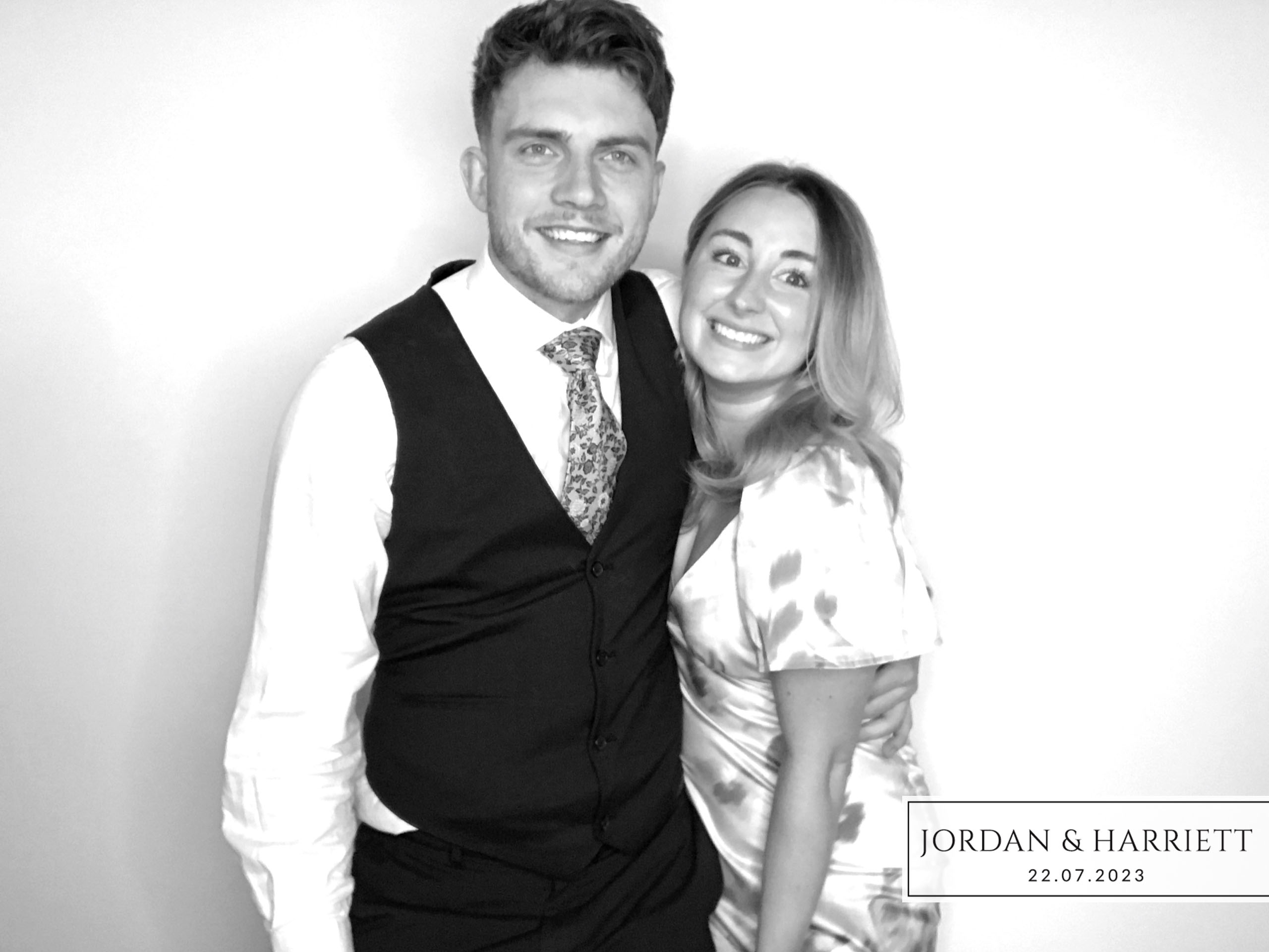 Jordan & Harriett | View more photos from the event at images.mobile-photo-booth.com/u/MobilePhotoBoothUK/Jordan-Harriett