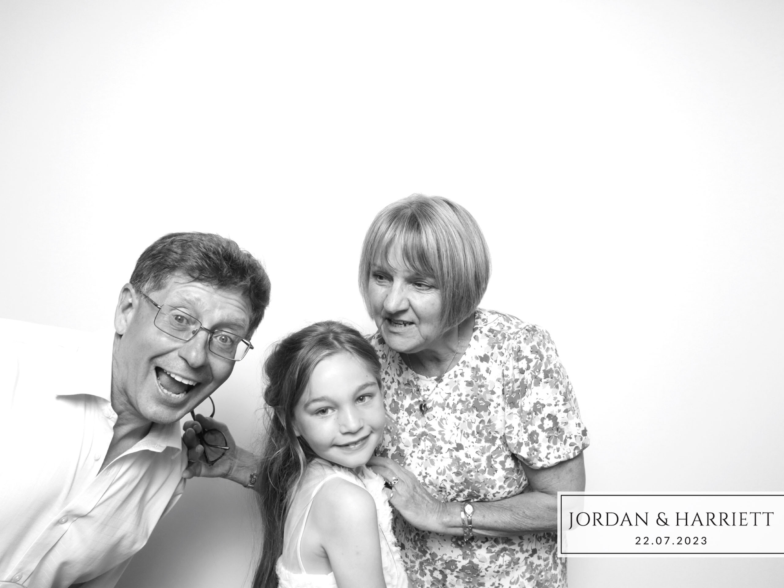 Jordan & Harriett | View more photos from the event at images.mobile-photo-booth.com/u/MobilePhotoBoothUK/Jordan-Harriett