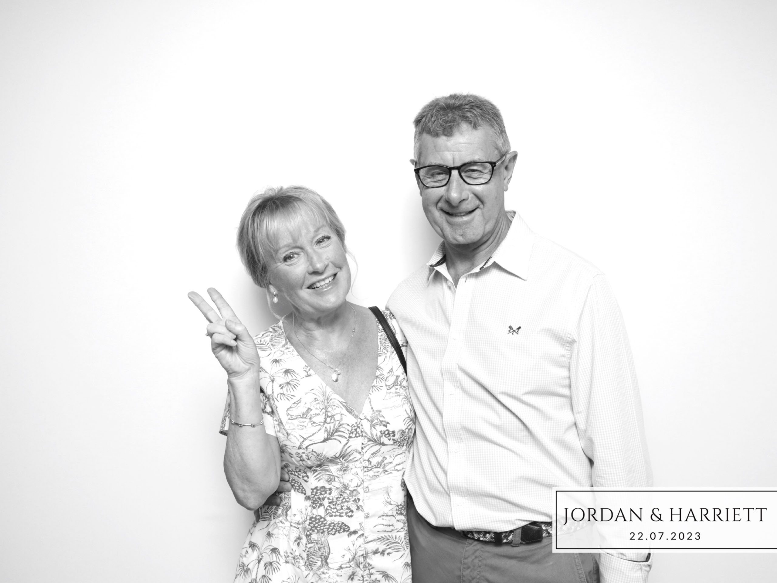 Jordan & Harriett | View more photos from the event at images.mobile-photo-booth.com/u/MobilePhotoBoothUK/Jordan-Harriett