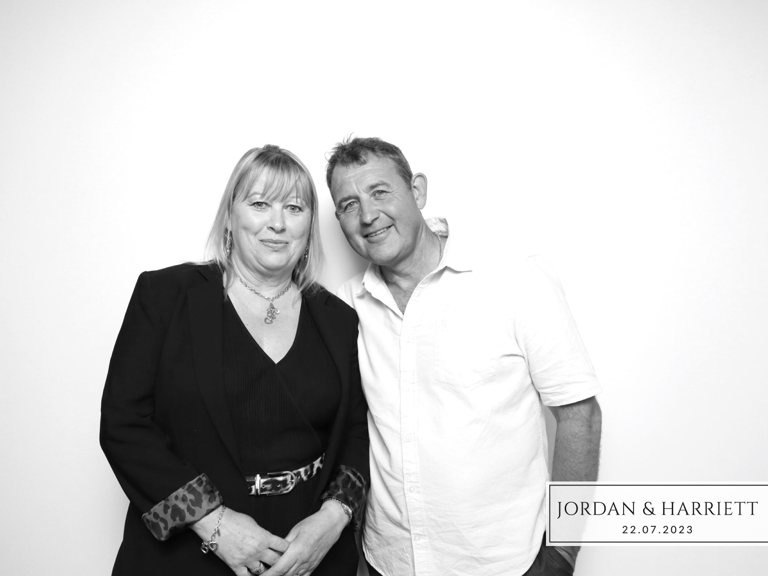 Jordan & Harriett | View more photos from the event at images.mobile-photo-booth.com/u/MobilePhotoBoothUK/Jordan-Harriett