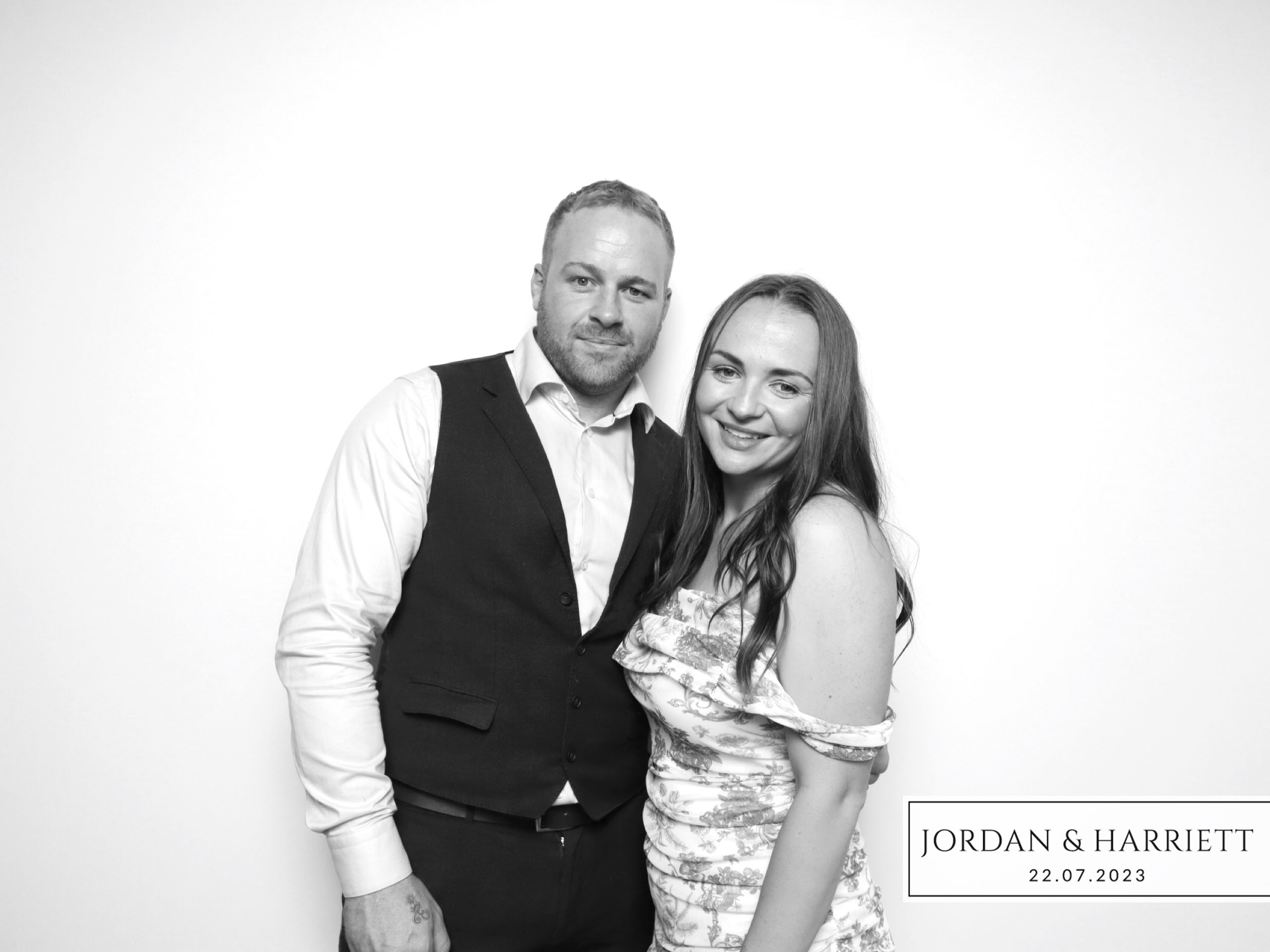 Jordan & Harriett | View more photos from the event at images.mobile-photo-booth.com/u/MobilePhotoBoothUK/Jordan-Harriett