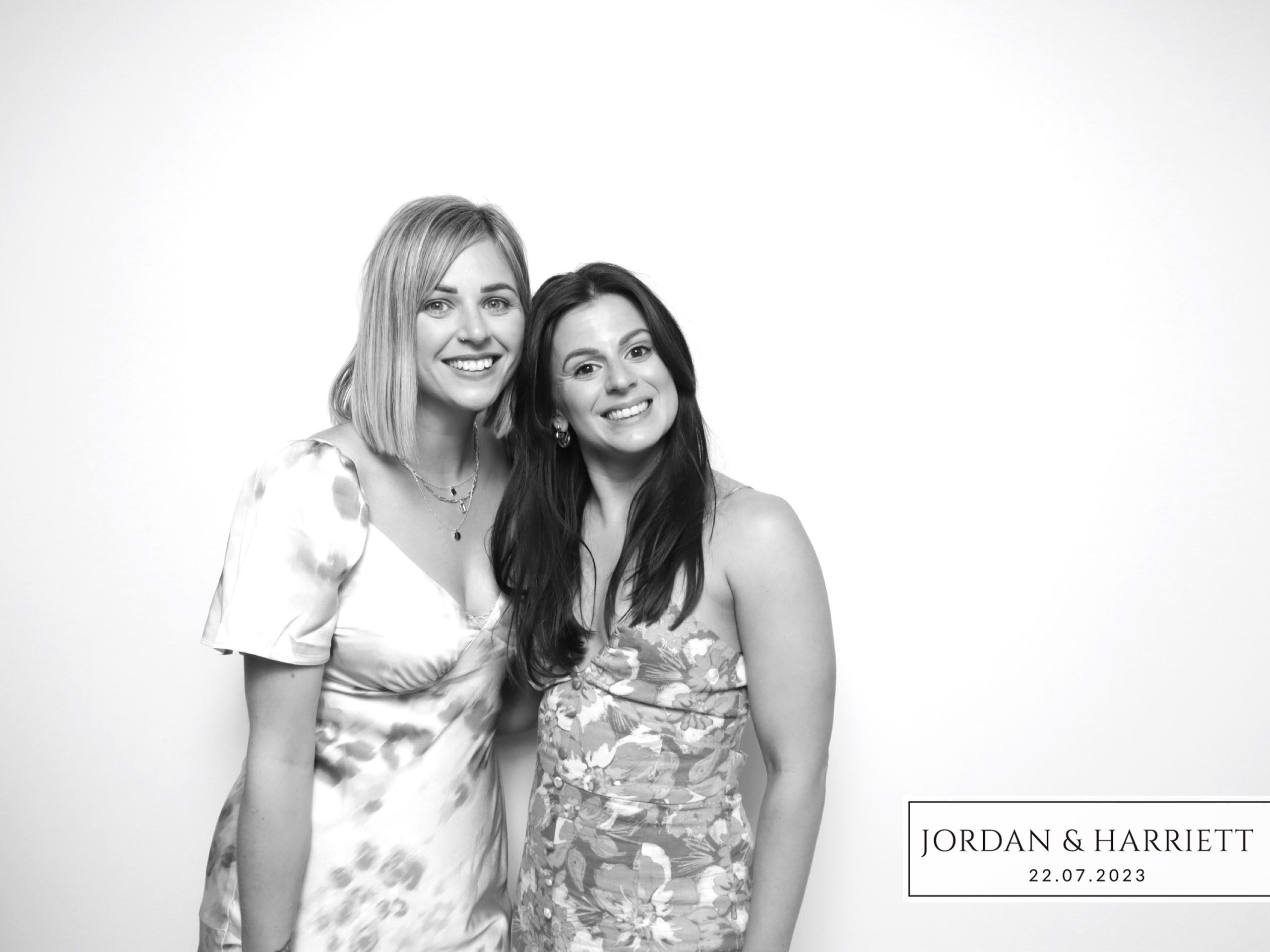 Jordan & Harriett | View more photos from the event at images.mobile-photo-booth.com/u/MobilePhotoBoothUK/Jordan-Harriett