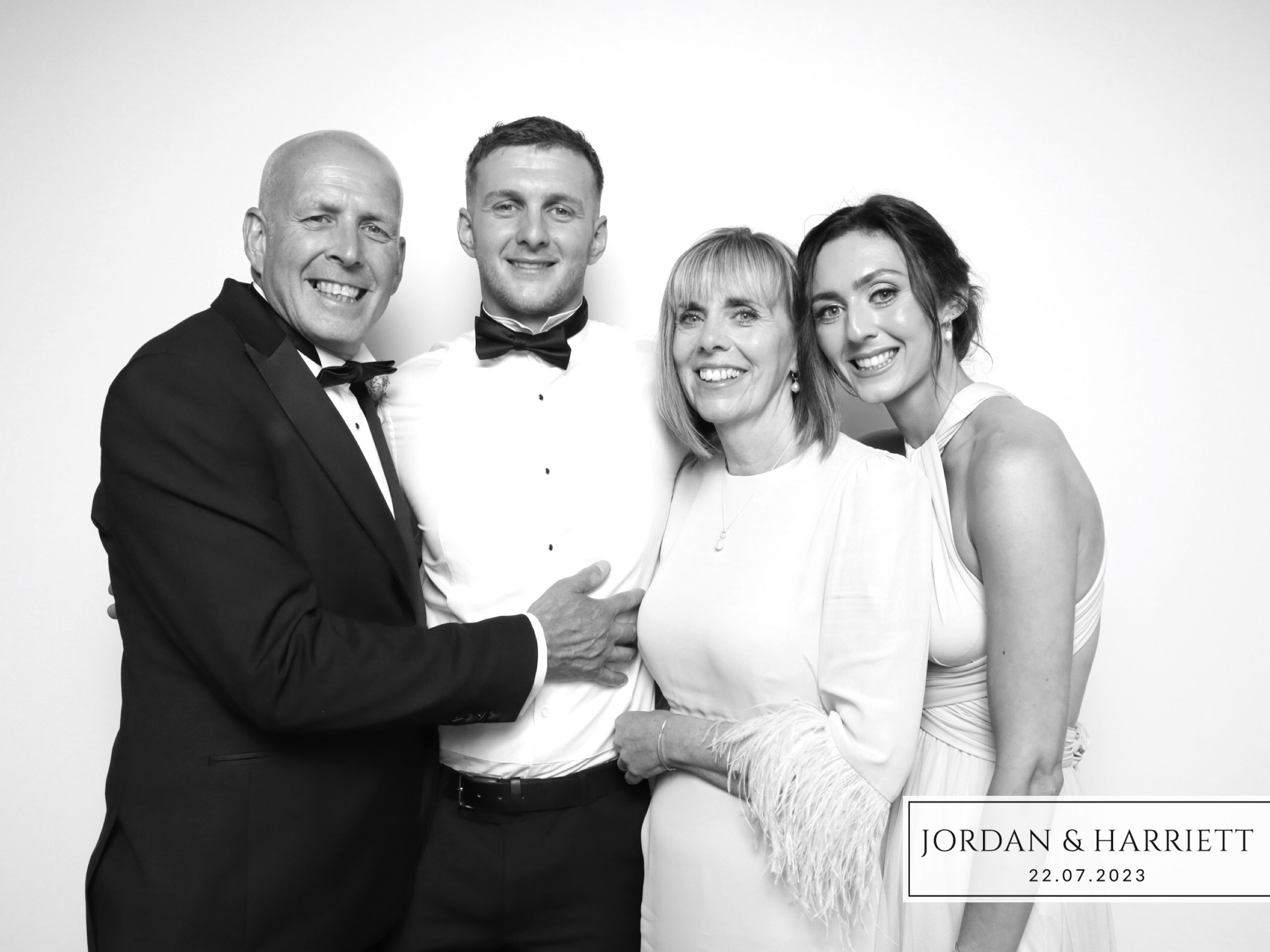 Jordan & Harriett | View more photos from the event at images.mobile-photo-booth.com/u/MobilePhotoBoothUK/Jordan-Harriett