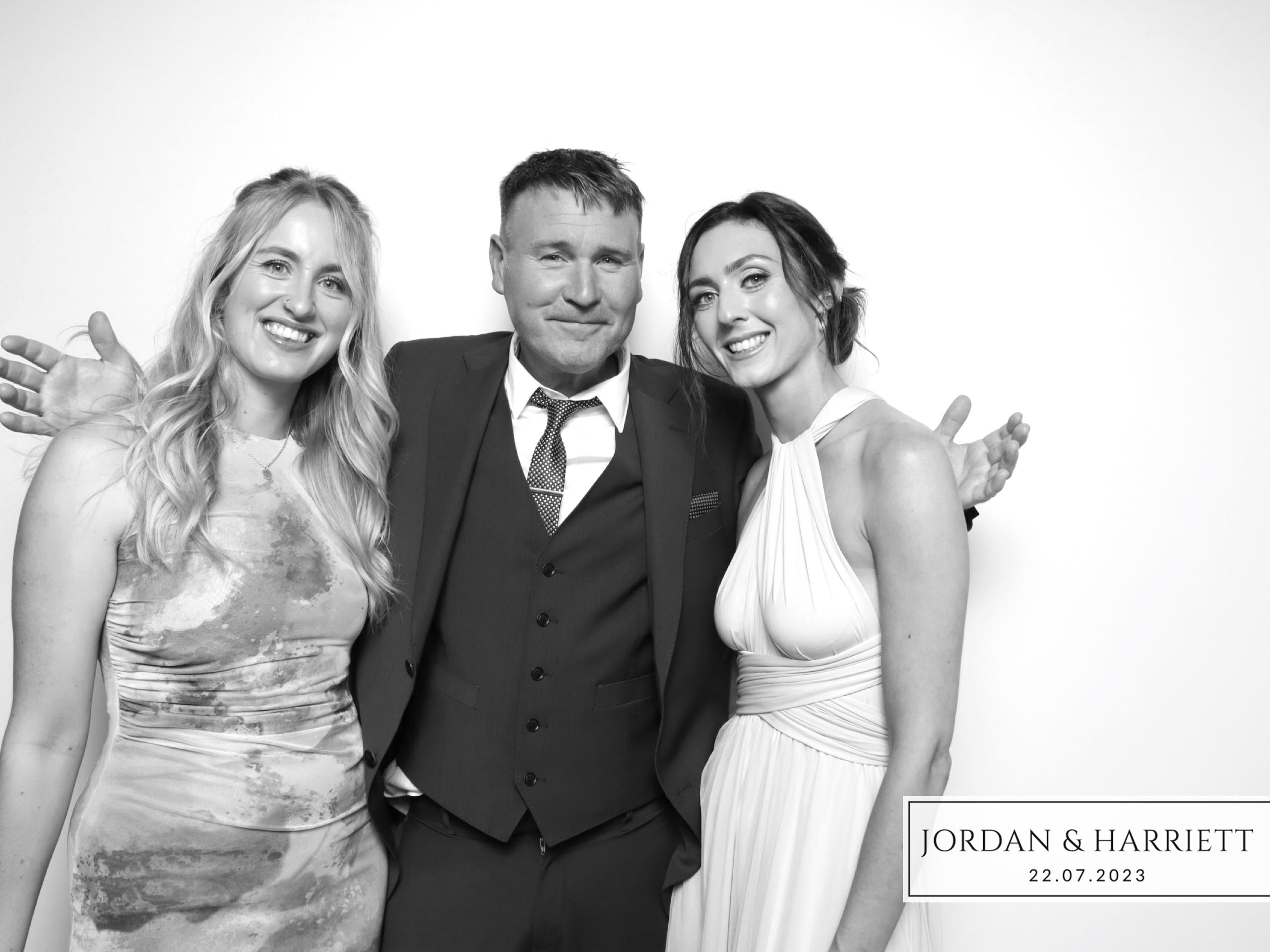Jordan & Harriett | View more photos from the event at images.mobile-photo-booth.com/u/MobilePhotoBoothUK/Jordan-Harriett
