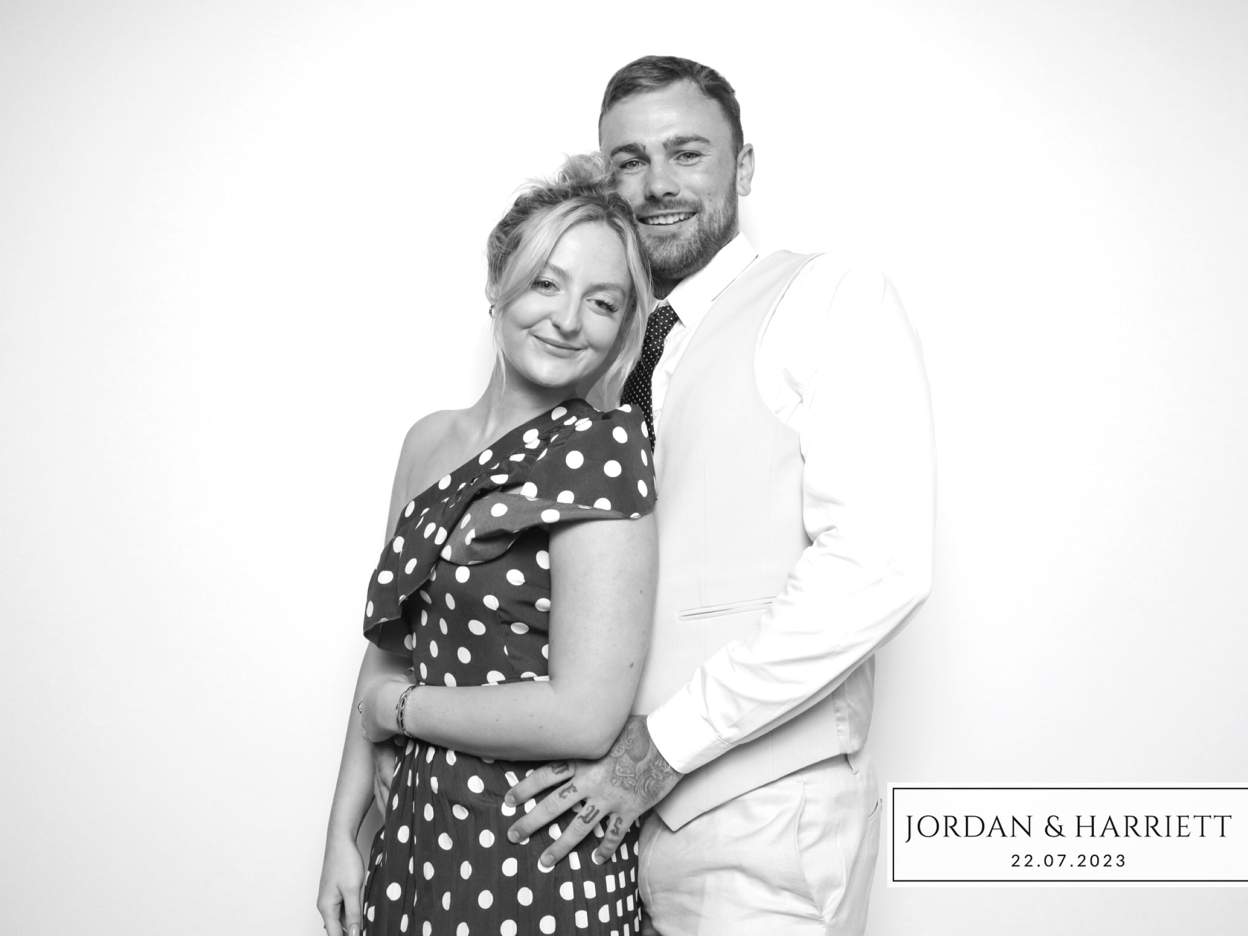 Jordan & Harriett | View more photos from the event at images.mobile-photo-booth.com/u/MobilePhotoBoothUK/Jordan-Harriett