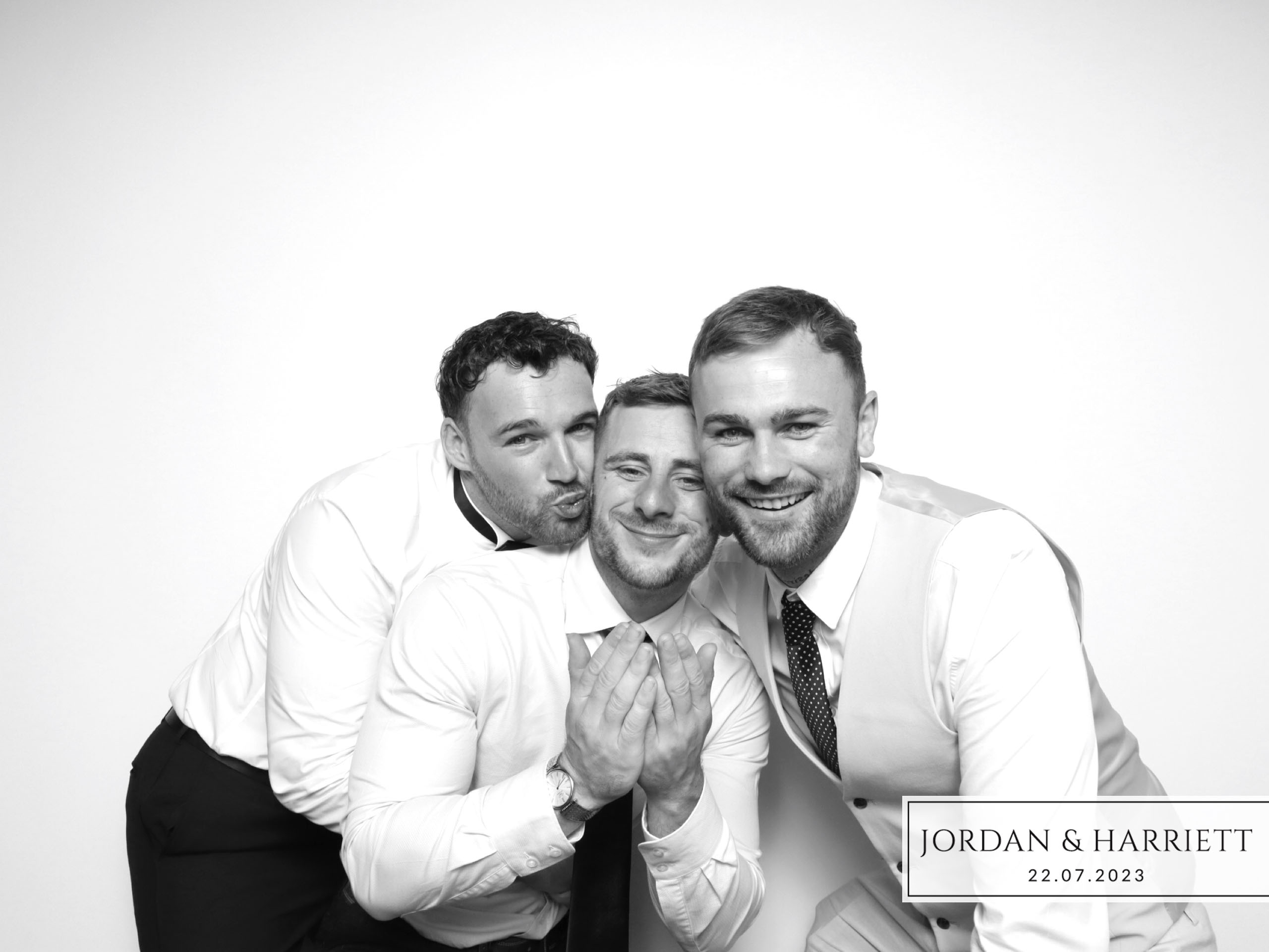 Jordan & Harriett | View more photos from the event at images.mobile-photo-booth.com/u/MobilePhotoBoothUK/Jordan-Harriett