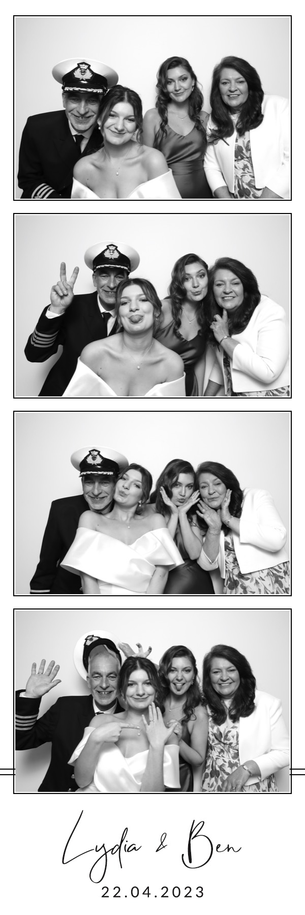 Lydia & Ben | View more photos from the event at images.mobile-photo-booth.com/u/MobilePhotoBoothUK/Lydia-Ben