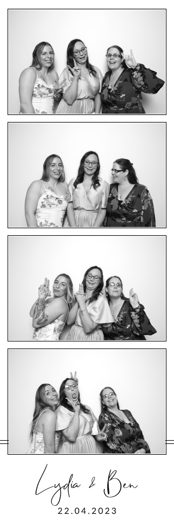 Lydia & Ben | View more photos from the event at images.mobile-photo-booth.com/u/MobilePhotoBoothUK/Lydia-Ben
