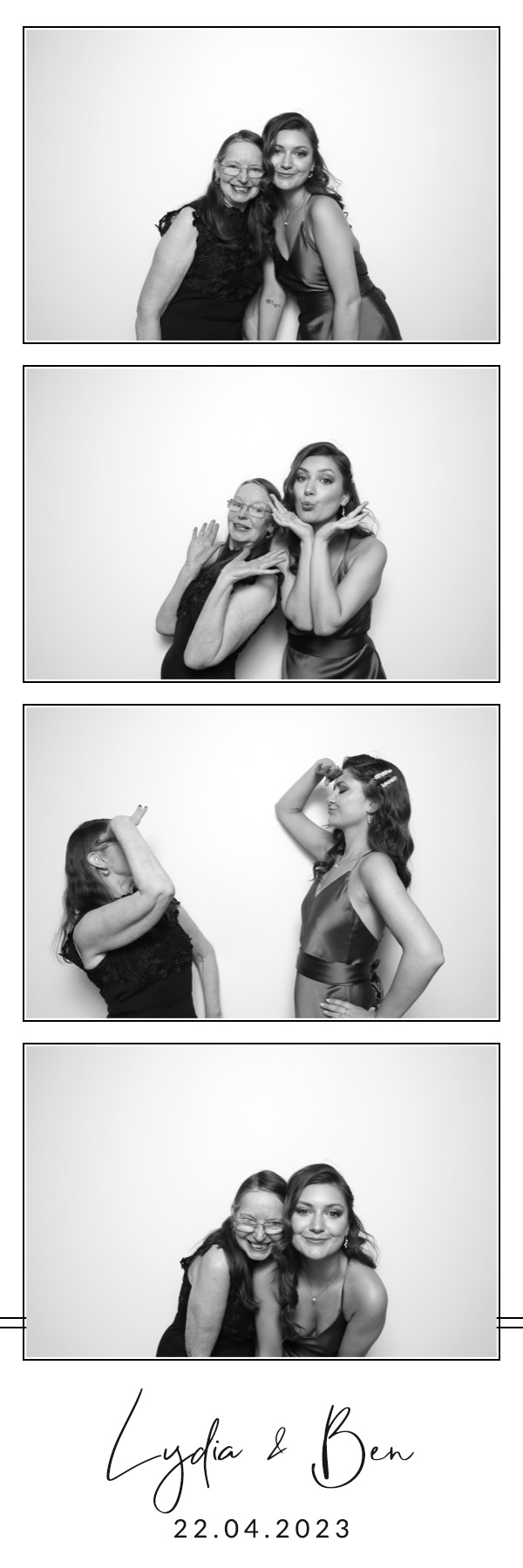 Lydia & Ben | View more photos from the event at images.mobile-photo-booth.com/u/MobilePhotoBoothUK/Lydia-Ben