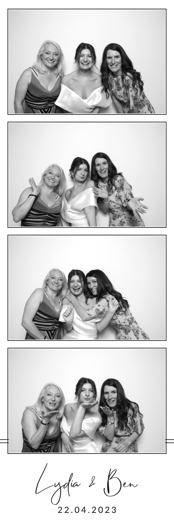Lydia & Ben | View more photos from the event at images.mobile-photo-booth.com/u/MobilePhotoBoothUK/Lydia-Ben