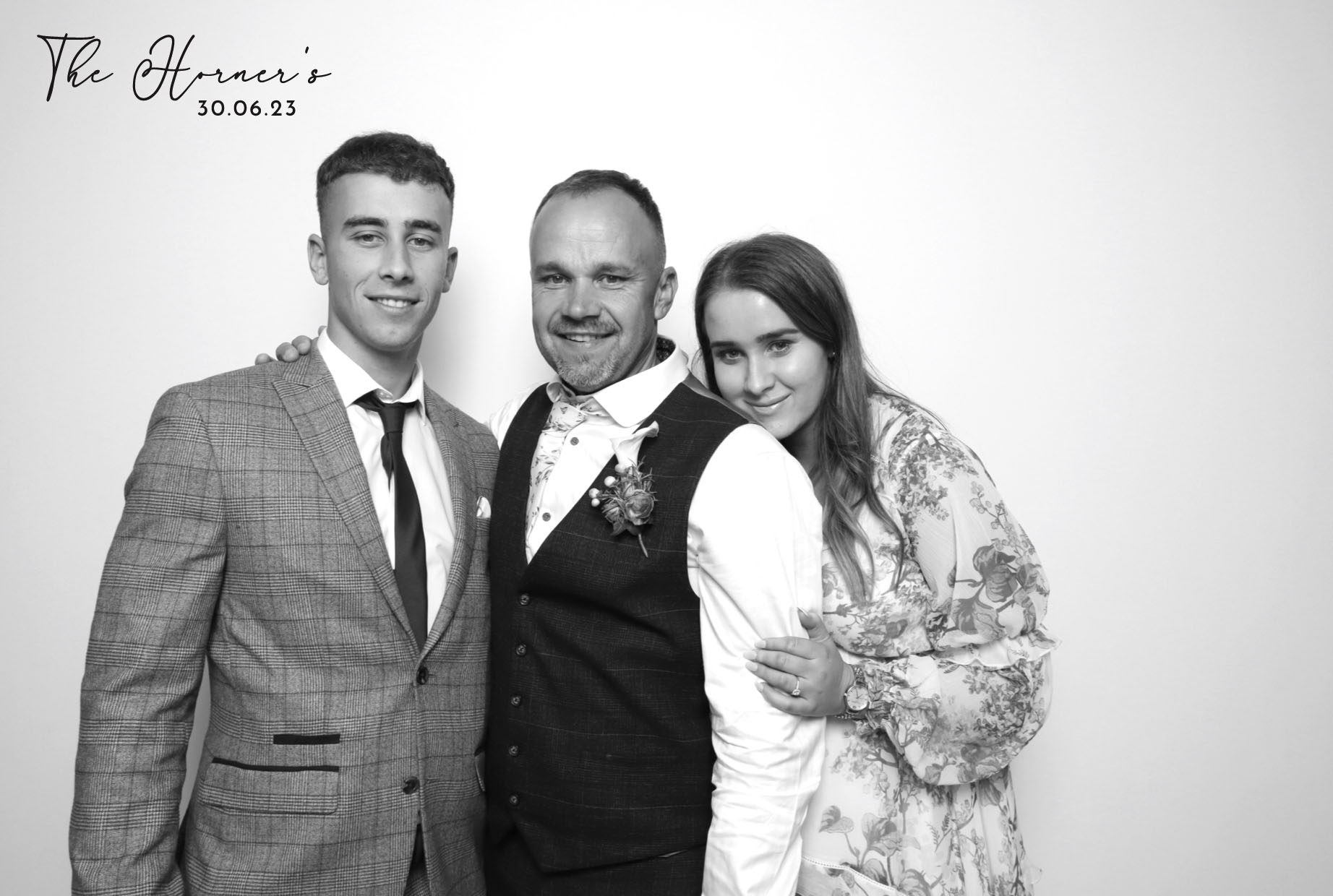 Maryam & Chris | View more photos from the event at images.mobile-photo-booth.com/u/MobilePhotoBoothUK/Maryam-Chris