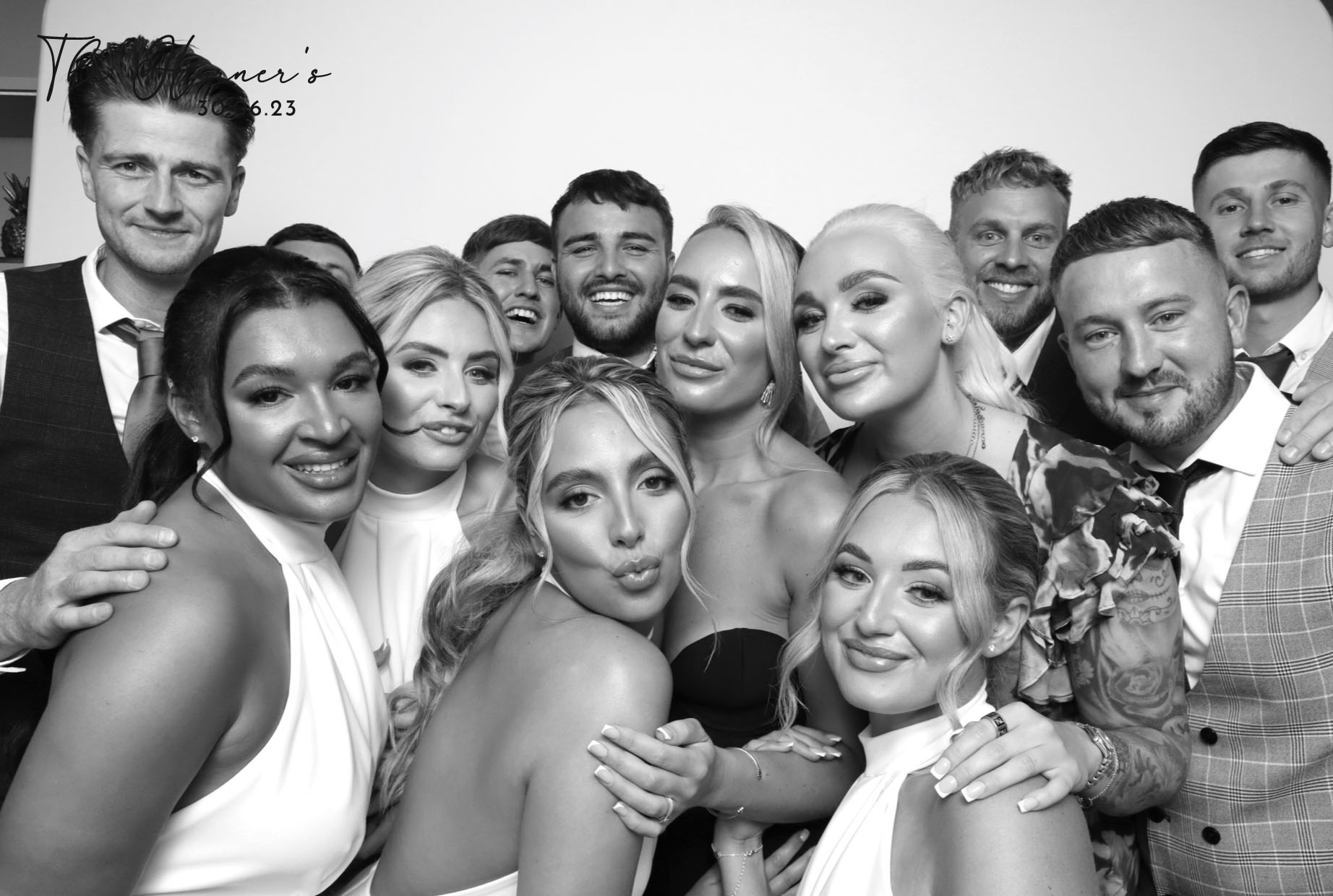Maryam & Chris | View more photos from the event at images.mobile-photo-booth.com/u/MobilePhotoBoothUK/Maryam-Chris