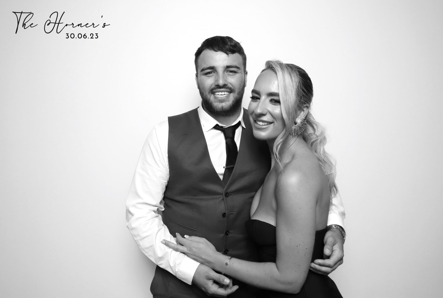 Maryam & Chris | View more photos from the event at images.mobile-photo-booth.com/u/MobilePhotoBoothUK/Maryam-Chris