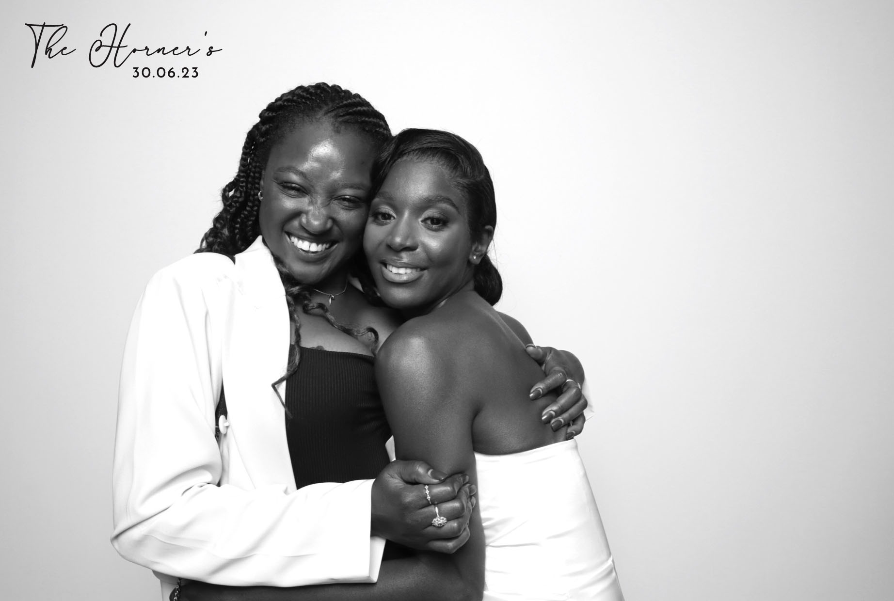 Maryam & Chris | View more photos from the event at images.mobile-photo-booth.com/u/MobilePhotoBoothUK/Maryam-Chris