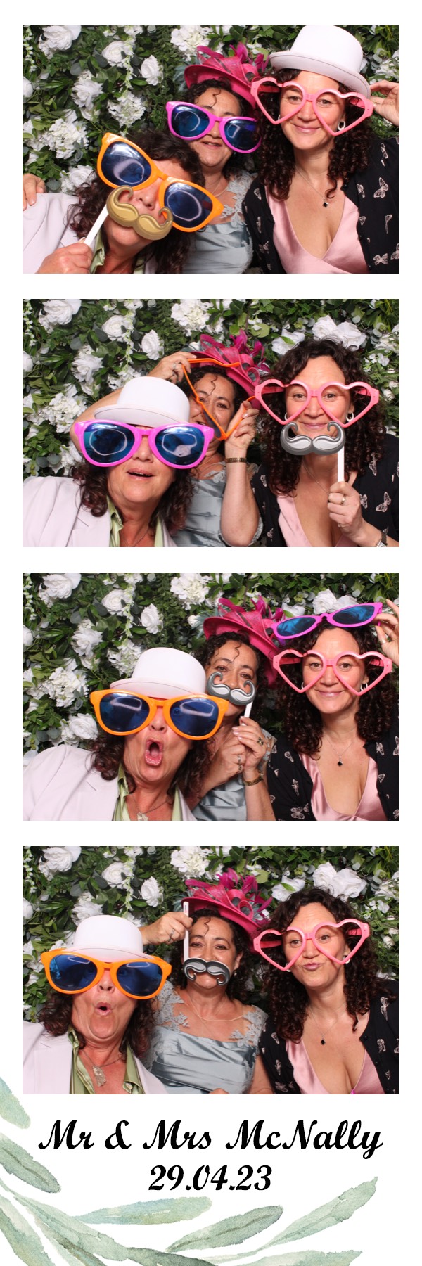 McNally Wedding | View more photos from the event at images.mobile-photo-booth.com/u/MobilePhotoBoothUK/McNally-Wedding