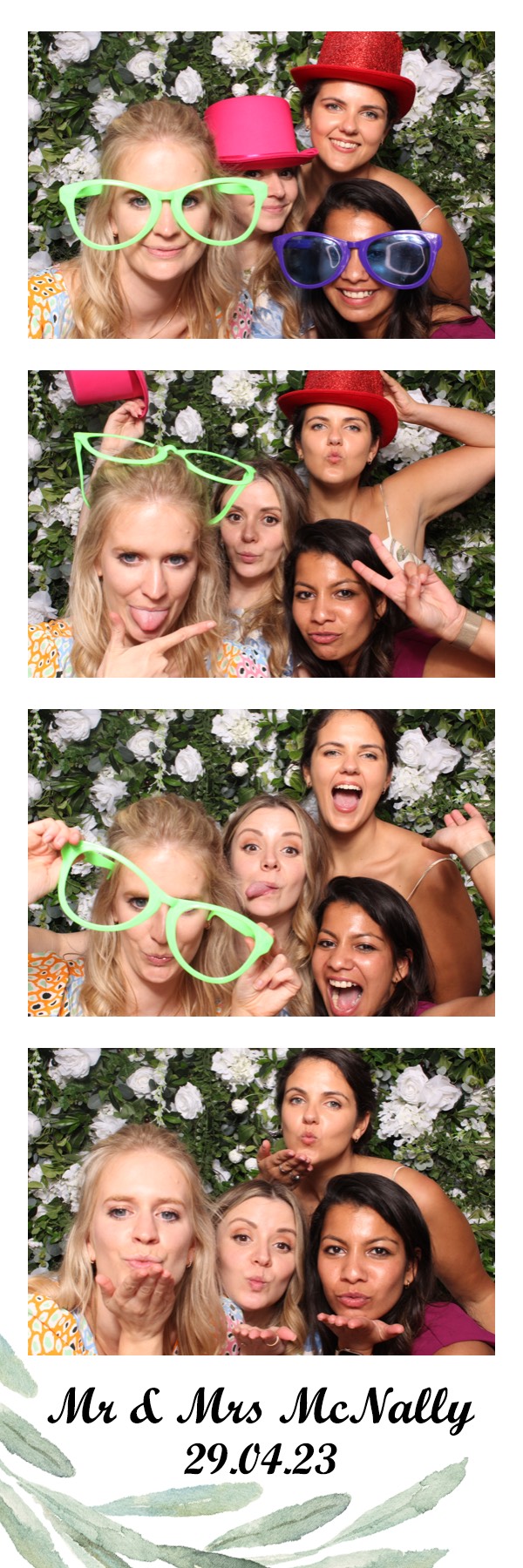 McNally Wedding | View more photos from the event at images.mobile-photo-booth.com/u/MobilePhotoBoothUK/McNally-Wedding