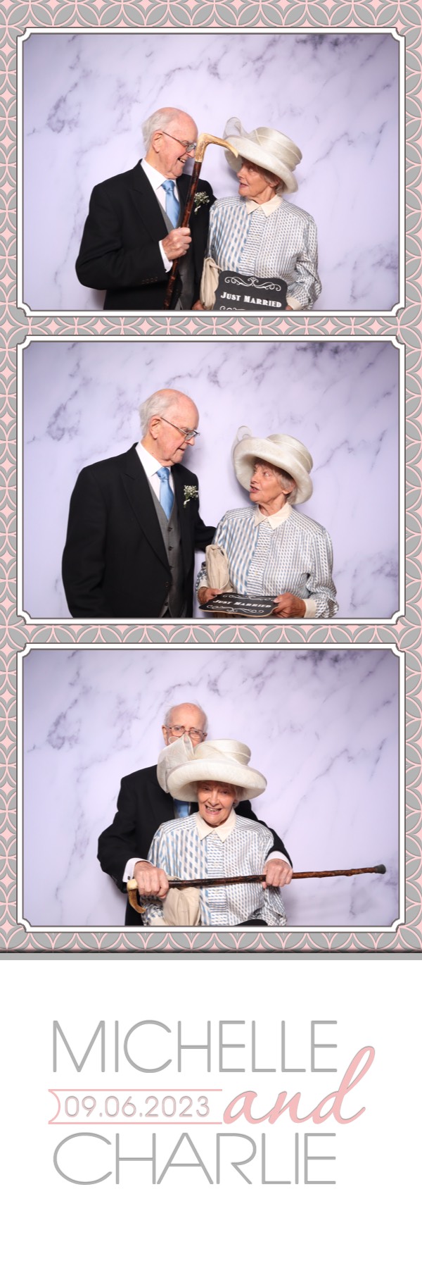 Michelle & Charlie | View more photos from the event at images.mobile-photo-booth.com/u/MobilePhotoBoothUK/Michelle-Charlie