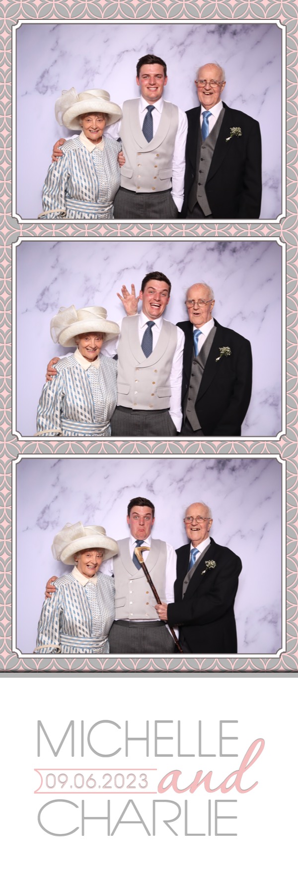 Michelle & Charlie | View more photos from the event at images.mobile-photo-booth.com/u/MobilePhotoBoothUK/Michelle-Charlie
