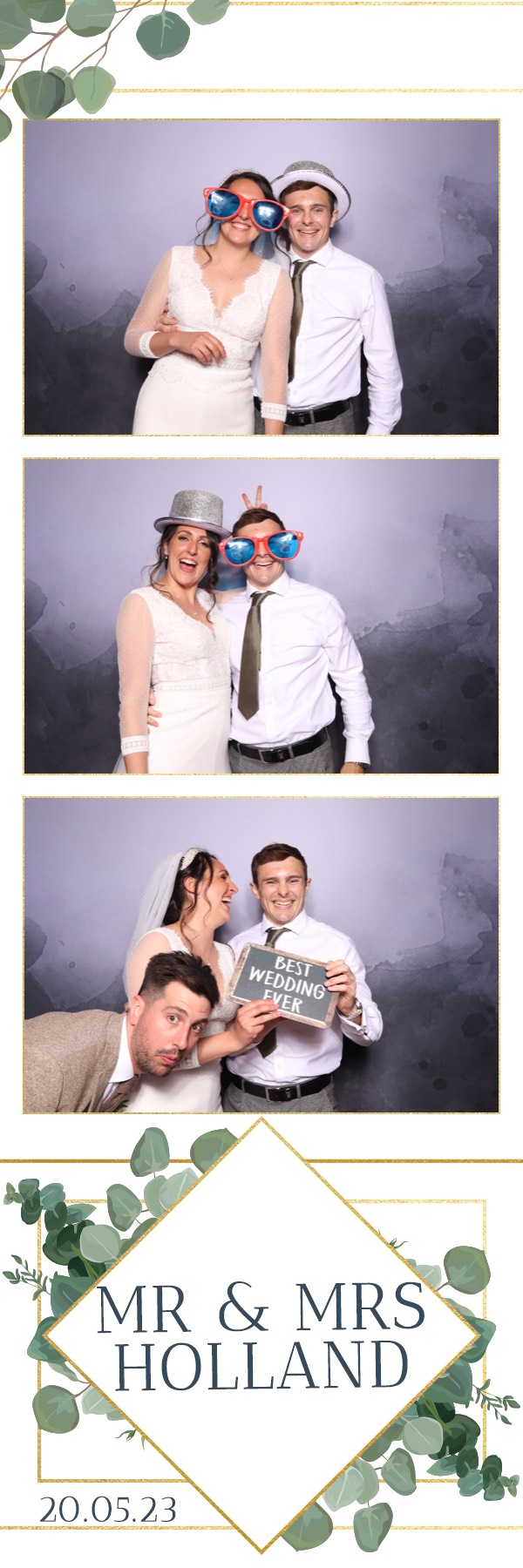 Mr & Mrs Holland | View more photos from the event at images.mobile-photo-booth.com/u/MobilePhotoBoothUK/Mr-Mrs-Holland