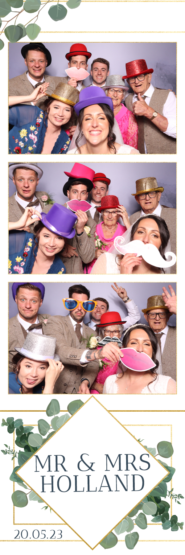 Mr & Mrs Holland | View more photos from the event at images.mobile-photo-booth.com/u/MobilePhotoBoothUK/Mr-Mrs-Holland