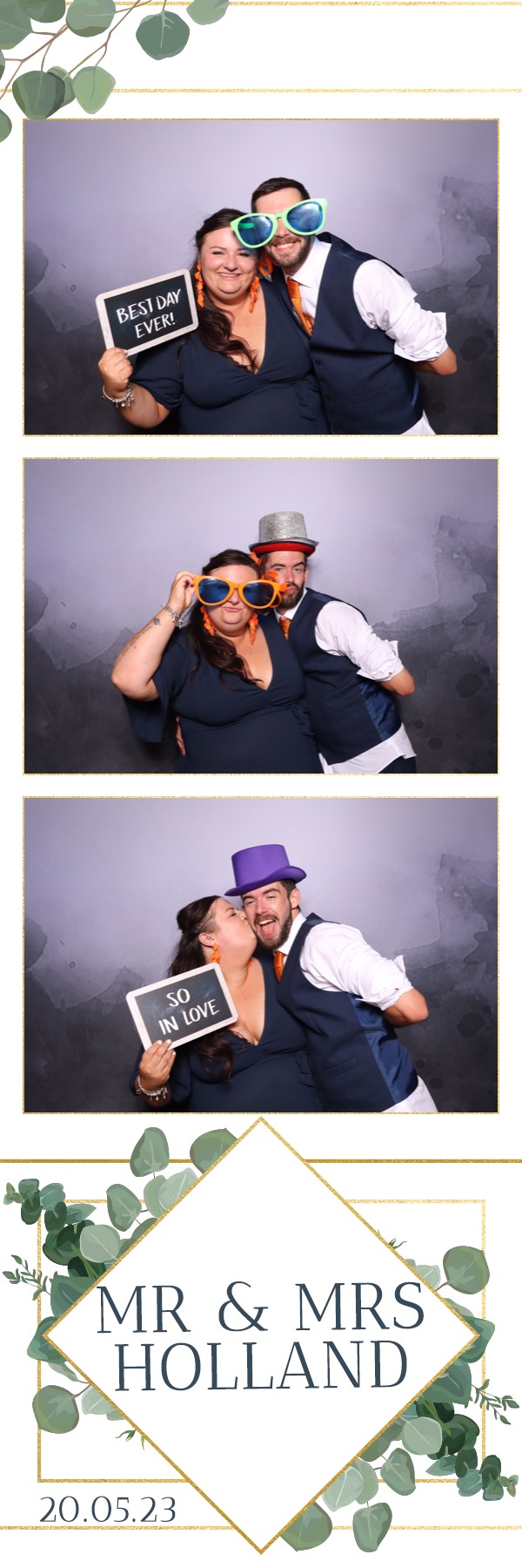 Mr & Mrs Holland | View more photos from the event at images.mobile-photo-booth.com/u/MobilePhotoBoothUK/Mr-Mrs-Holland