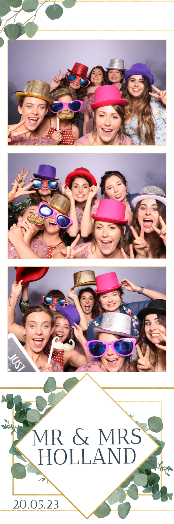 Mr & Mrs Holland | View more photos from the event at images.mobile-photo-booth.com/u/MobilePhotoBoothUK/Mr-Mrs-Holland
