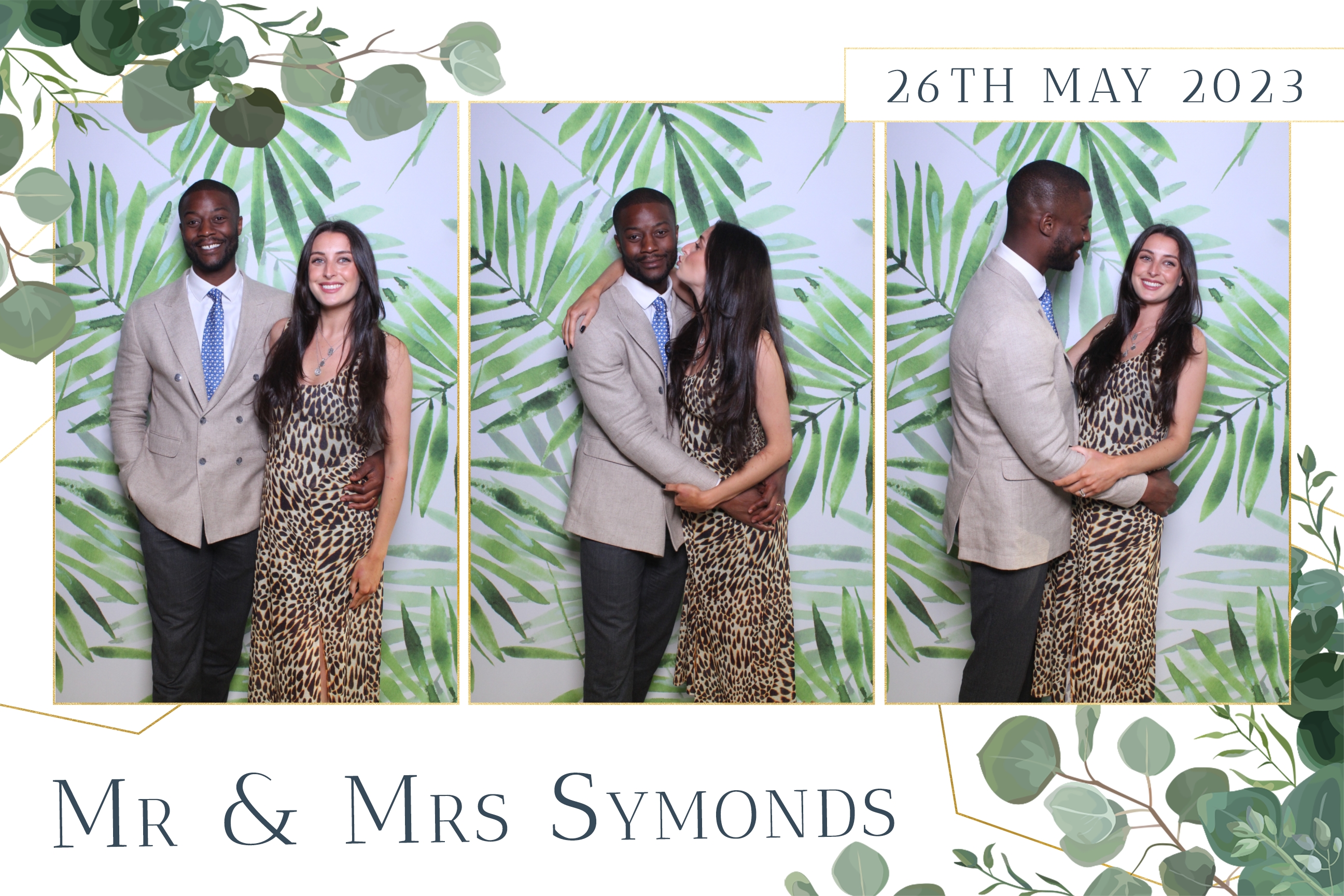 Mr & Mrs Symonds | View more photos from the event at images.mobile-photo-booth.com/u/MobilePhotoBoothUK/Mr-Mrs-Symonds