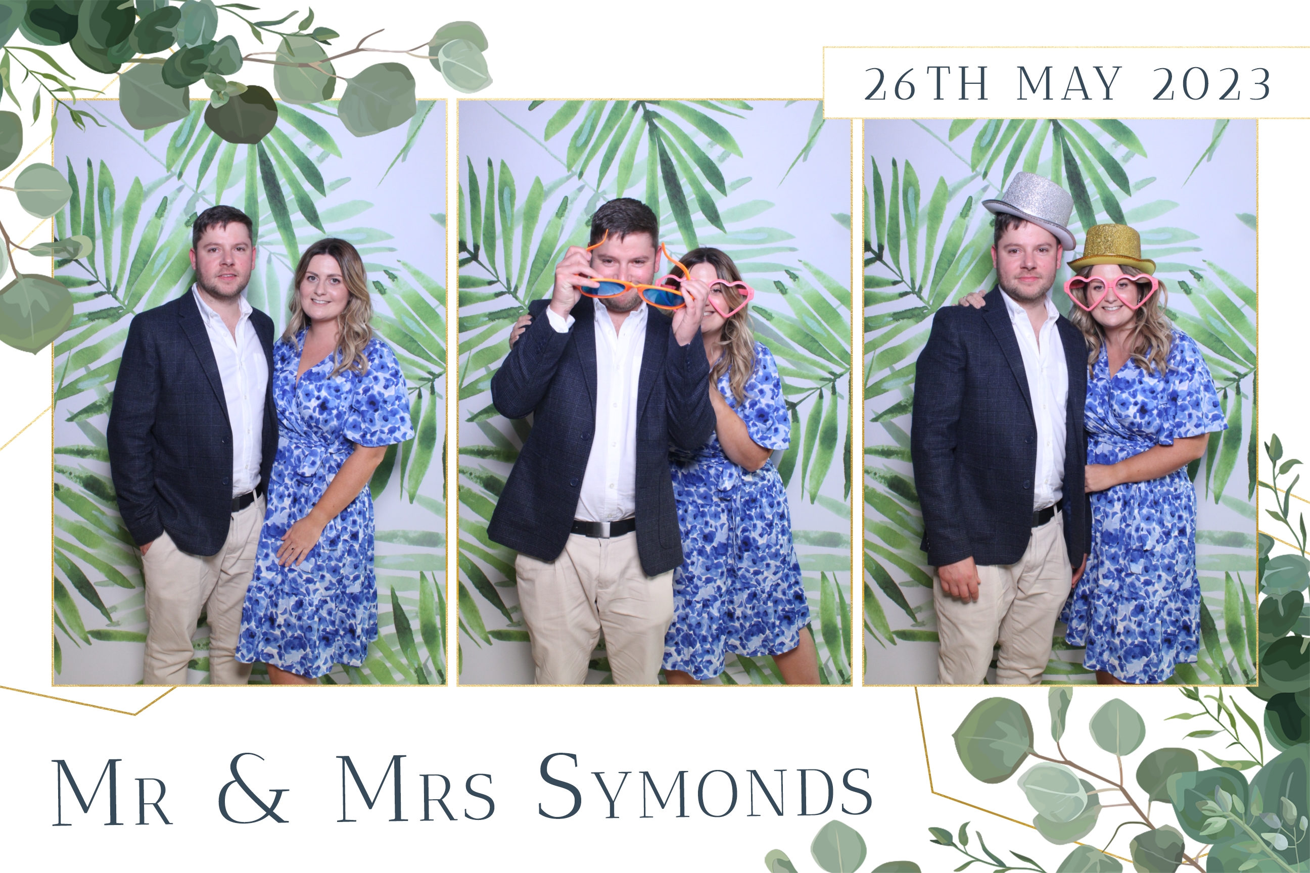 Mr & Mrs Symonds | View more photos from the event at images.mobile-photo-booth.com/u/MobilePhotoBoothUK/Mr-Mrs-Symonds