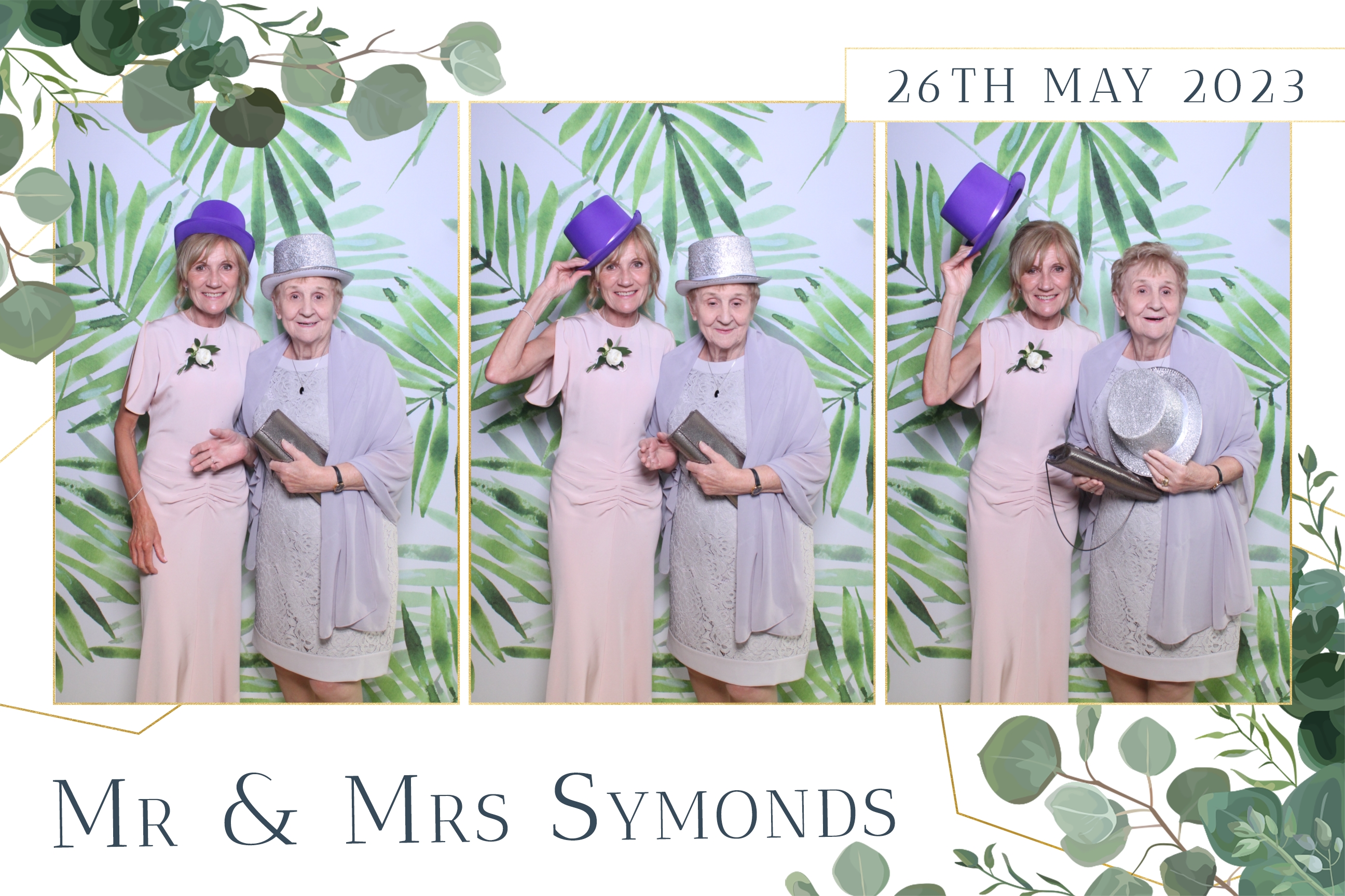 Mr & Mrs Symonds | View more photos from the event at images.mobile-photo-booth.com/u/MobilePhotoBoothUK/Mr-Mrs-Symonds
