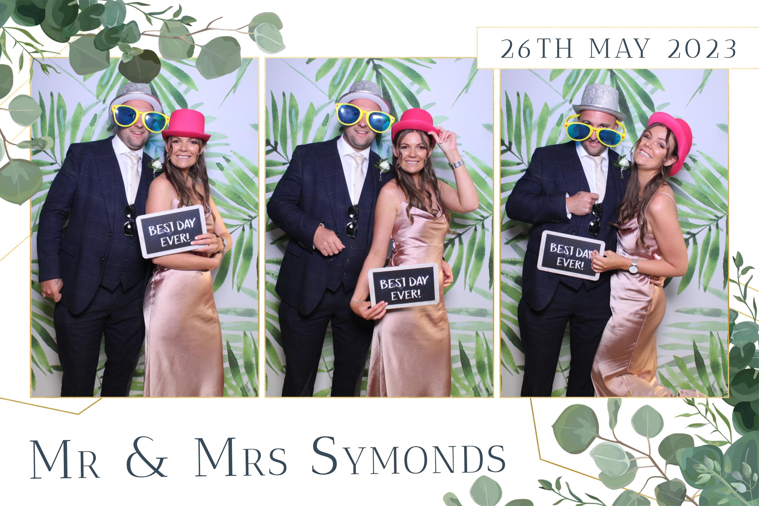 Mr & Mrs Symonds | View more photos from the event at images.mobile-photo-booth.com/u/MobilePhotoBoothUK/Mr-Mrs-Symonds