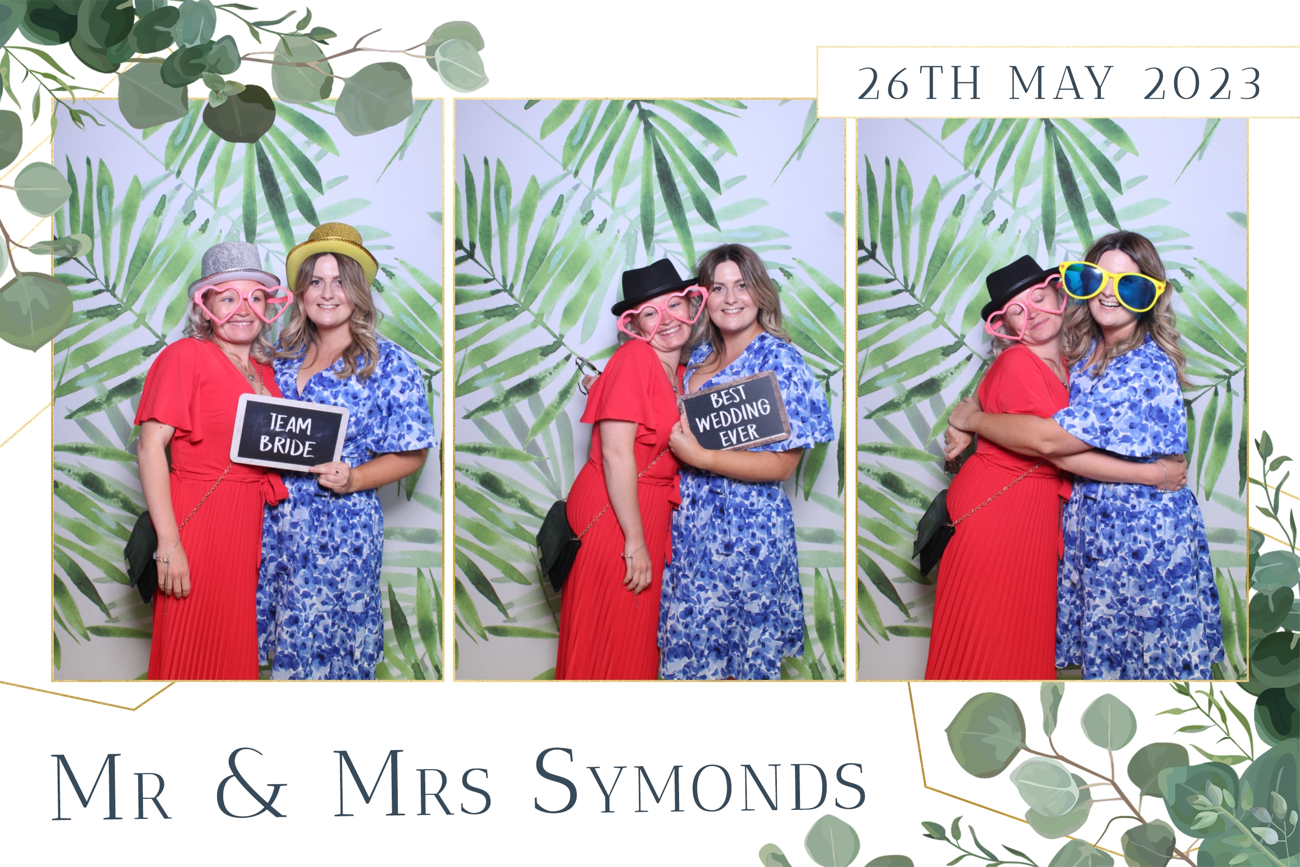 Mr & Mrs Symonds | View more photos from the event at images.mobile-photo-booth.com/u/MobilePhotoBoothUK/Mr-Mrs-Symonds