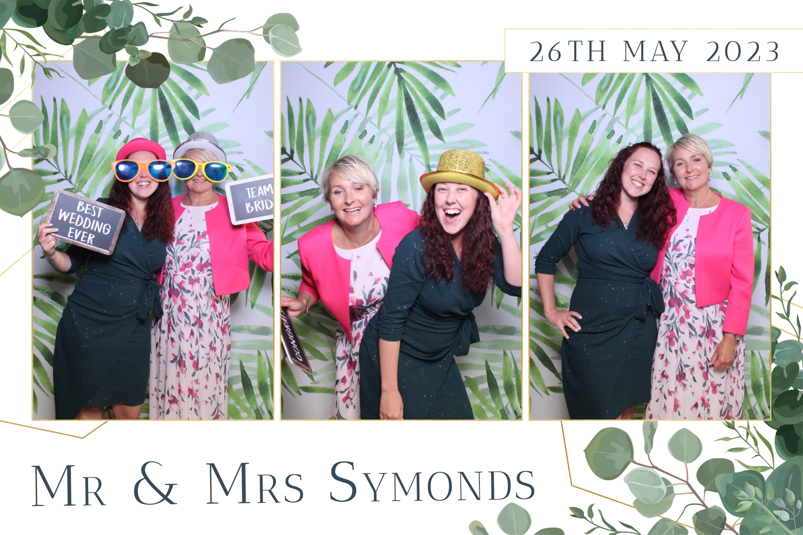 Mr & Mrs Symonds | View more photos from the event at images.mobile-photo-booth.com/u/MobilePhotoBoothUK/Mr-Mrs-Symonds