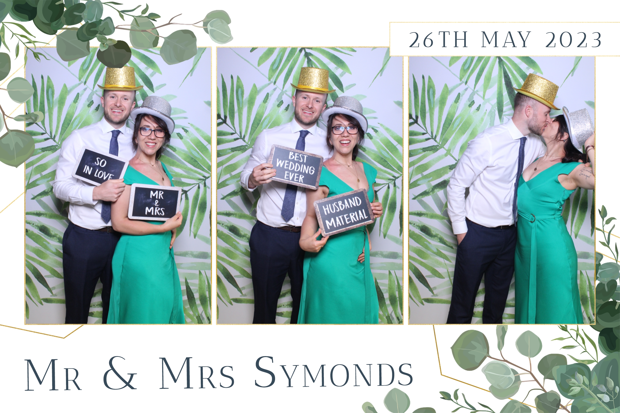 Mr & Mrs Symonds | View more photos from the event at images.mobile-photo-booth.com/u/MobilePhotoBoothUK/Mr-Mrs-Symonds