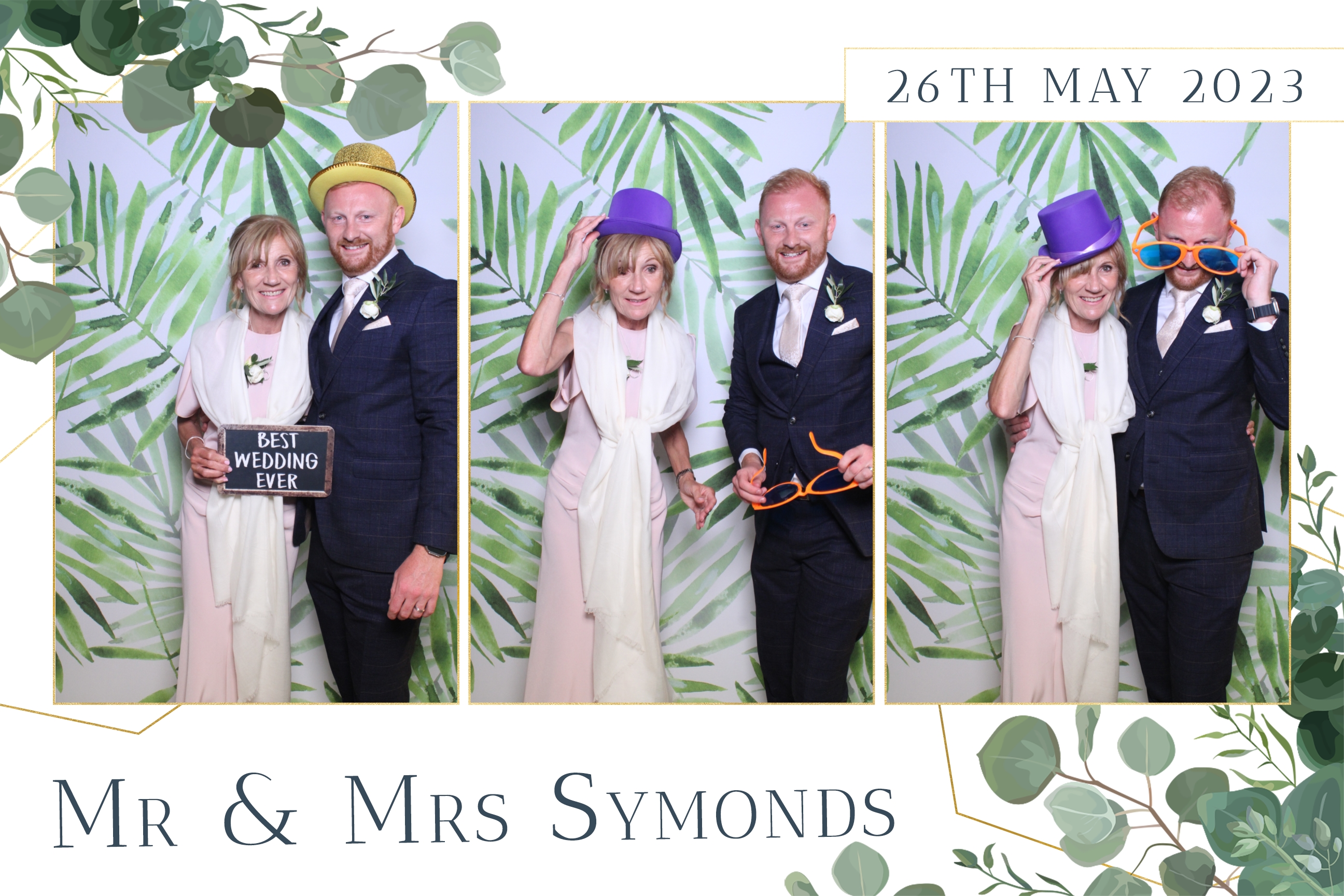 Mr & Mrs Symonds | View more photos from the event at images.mobile-photo-booth.com/u/MobilePhotoBoothUK/Mr-Mrs-Symonds