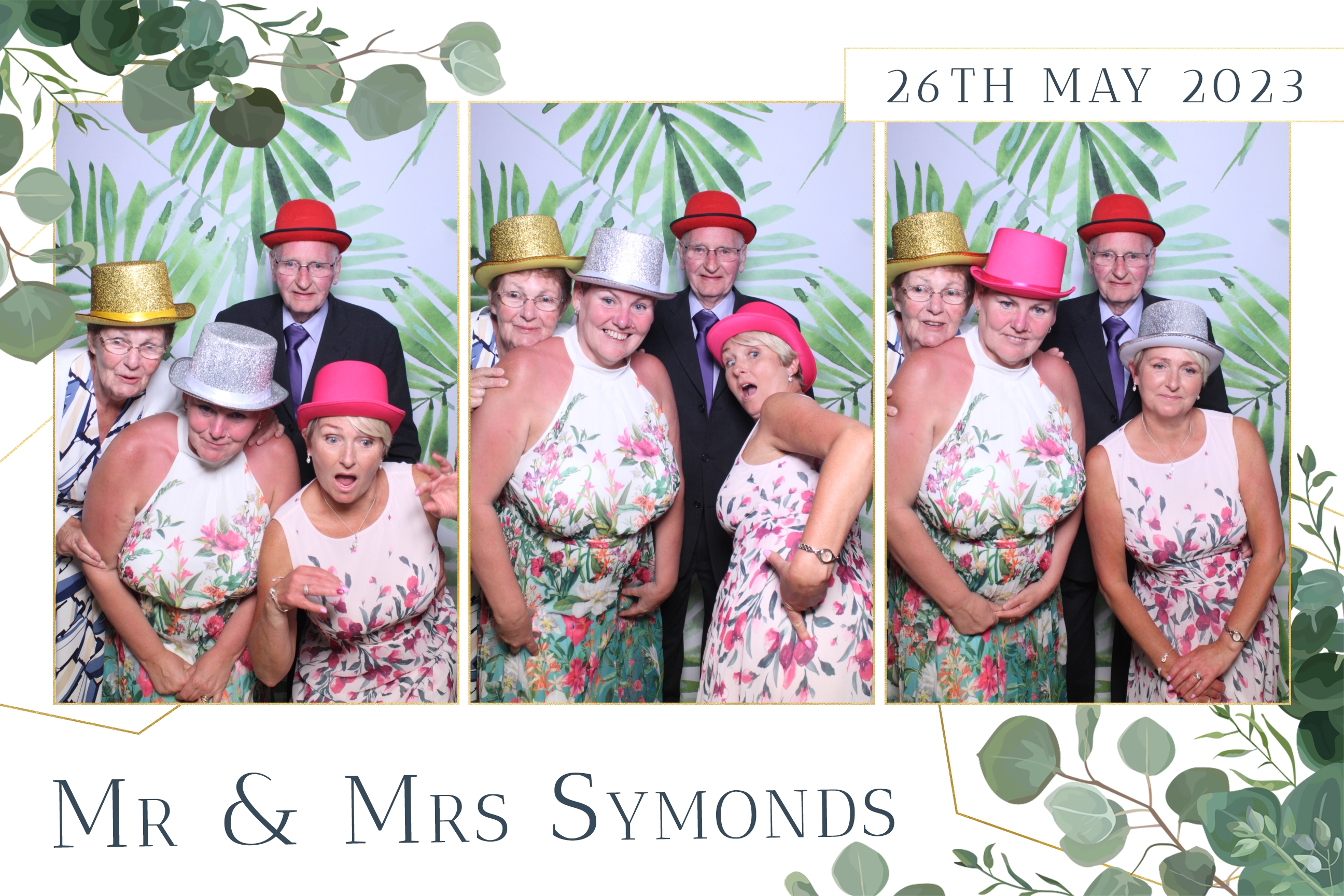 Mr & Mrs Symonds | View more photos from the event at images.mobile-photo-booth.com/u/MobilePhotoBoothUK/Mr-Mrs-Symonds