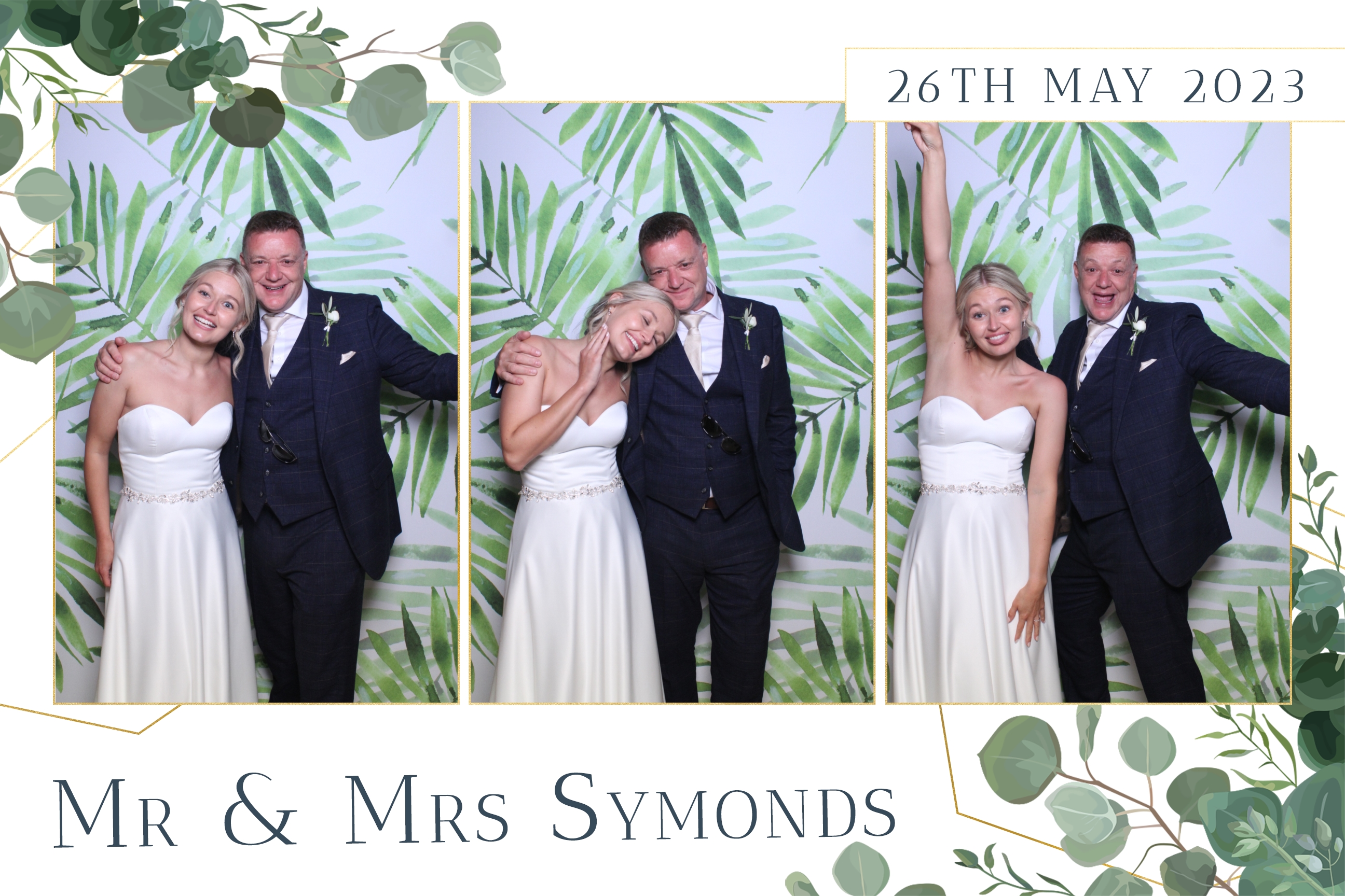 Mr & Mrs Symonds | View more photos from the event at images.mobile-photo-booth.com/u/MobilePhotoBoothUK/Mr-Mrs-Symonds