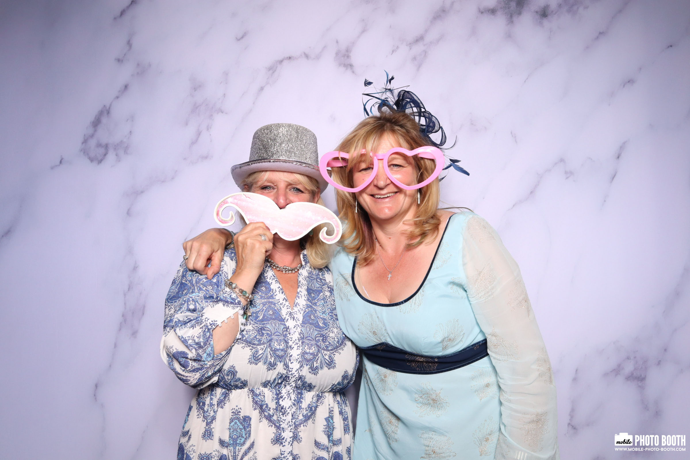 Nicky & Dan | View more photos from the event at images.mobile-photo-booth.com/u/MobilePhotoBoothUK/Nicky-Dan