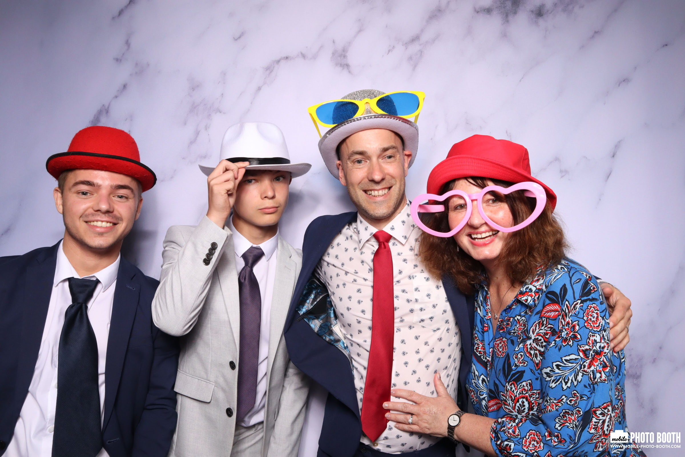 Nicky & Dan | View more photos from the event at images.mobile-photo-booth.com/u/MobilePhotoBoothUK/Nicky-Dan