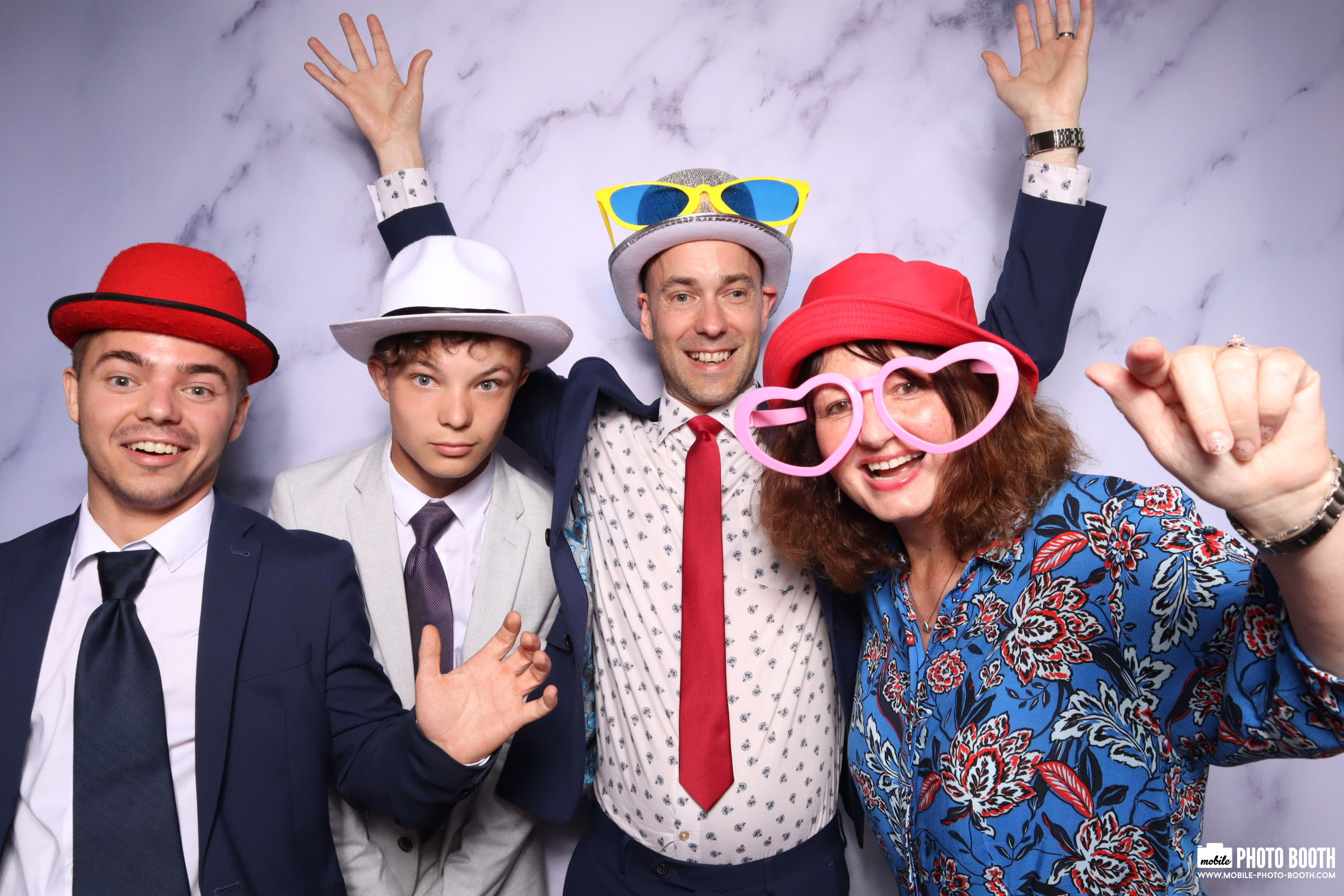 Nicky & Dan | View more photos from the event at images.mobile-photo-booth.com/u/MobilePhotoBoothUK/Nicky-Dan