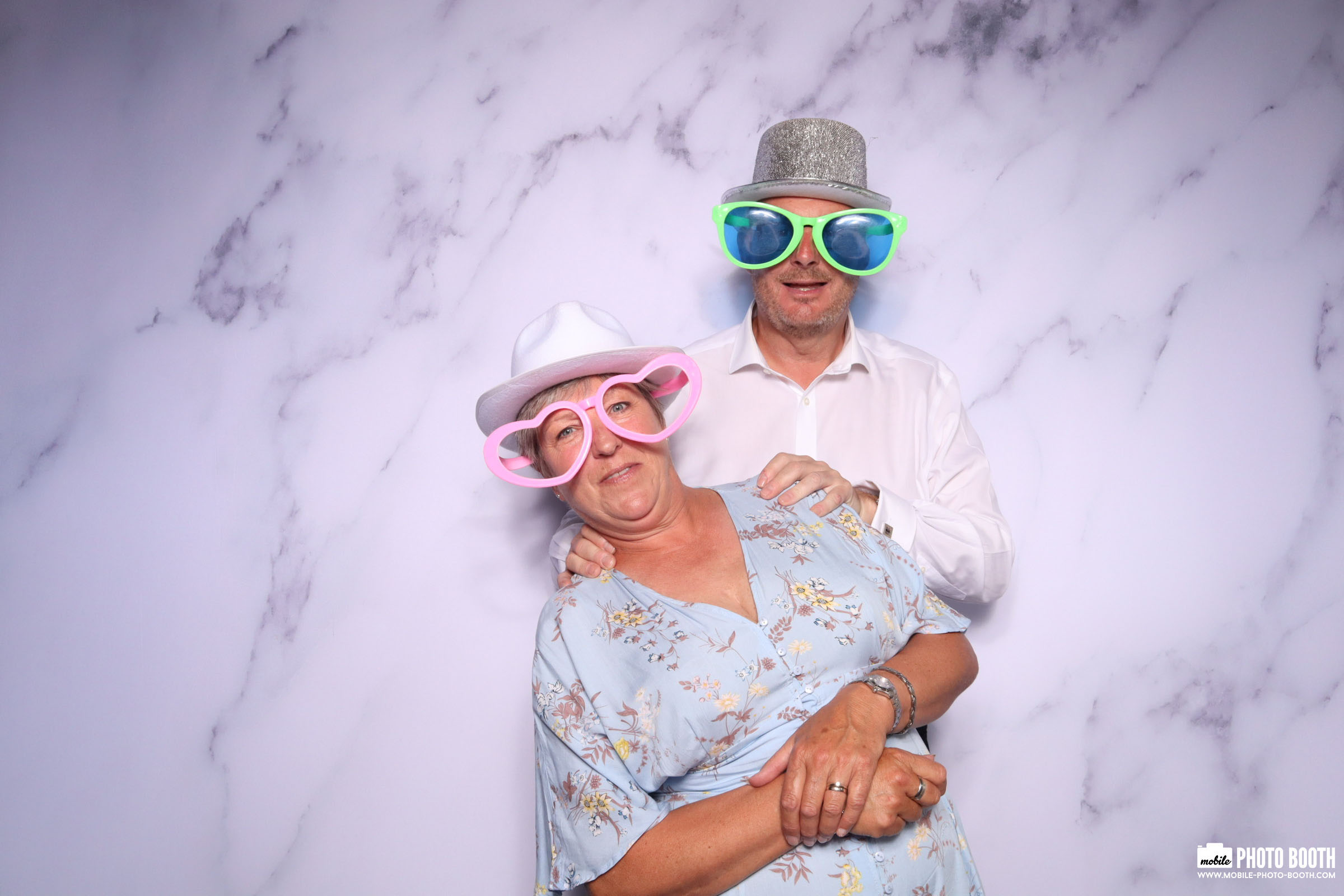 Nicky & Dan | View more photos from the event at images.mobile-photo-booth.com/u/MobilePhotoBoothUK/Nicky-Dan