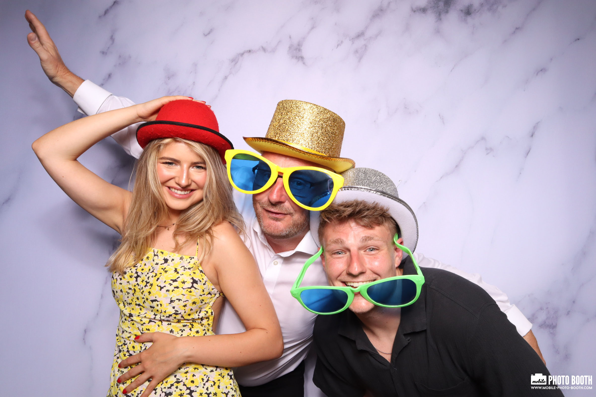 Nicky & Dan | View more photos from the event at images.mobile-photo-booth.com/u/MobilePhotoBoothUK/Nicky-Dan