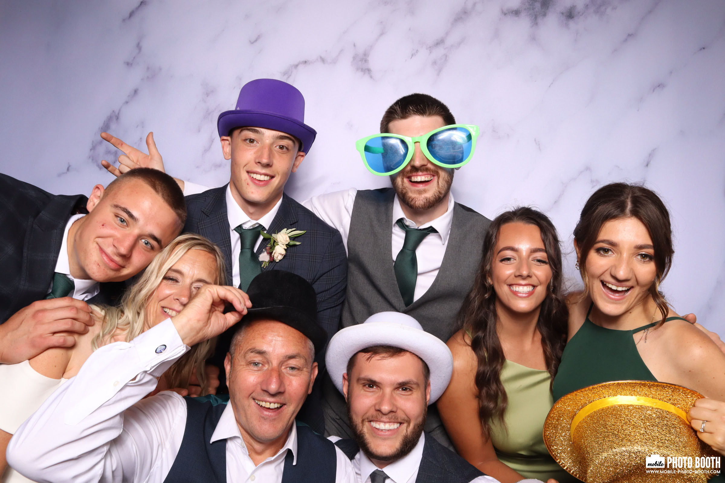 Nicky & Dan | View more photos from the event at images.mobile-photo-booth.com/u/MobilePhotoBoothUK/Nicky-Dan
