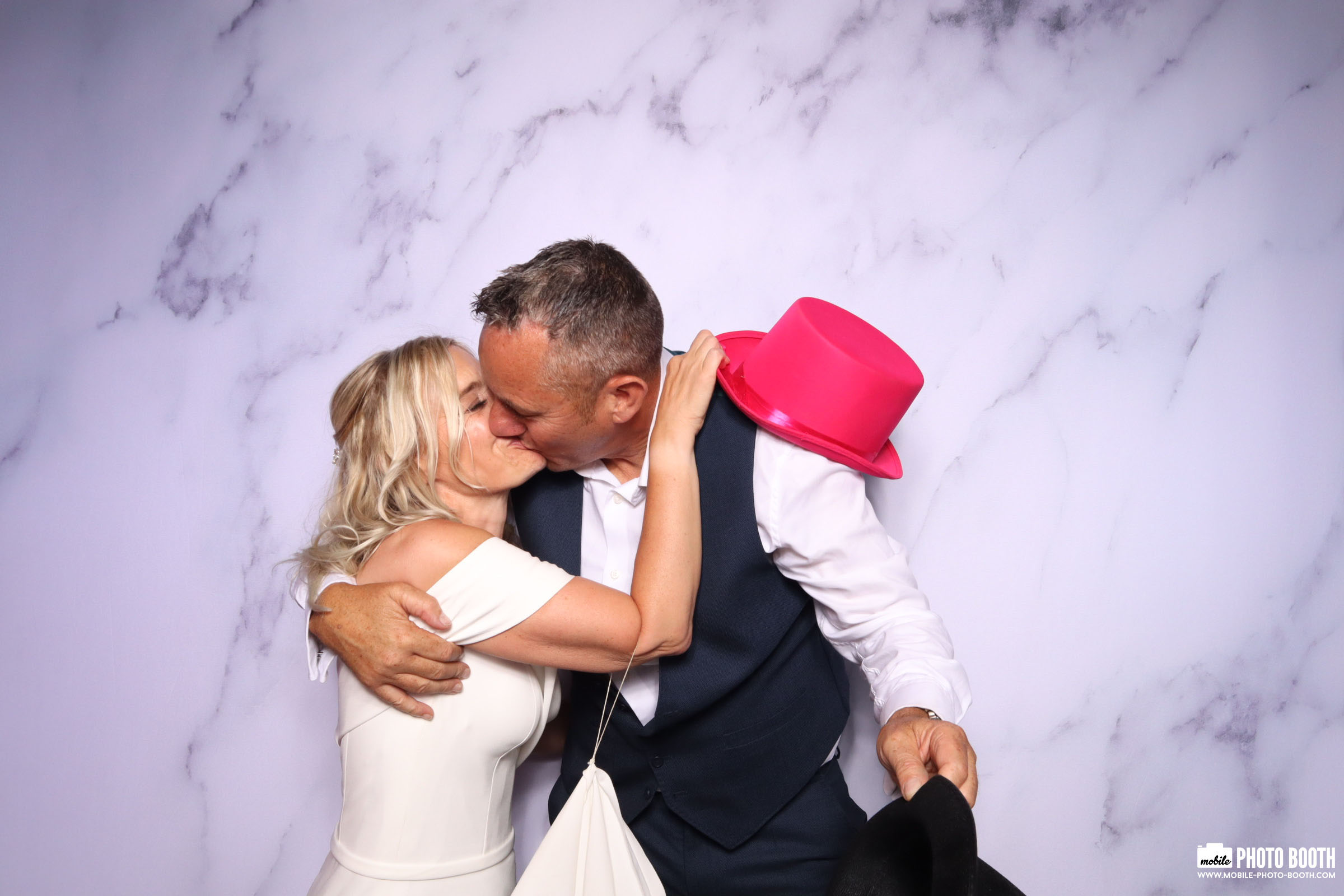 Nicky & Dan | View more photos from the event at images.mobile-photo-booth.com/u/MobilePhotoBoothUK/Nicky-Dan